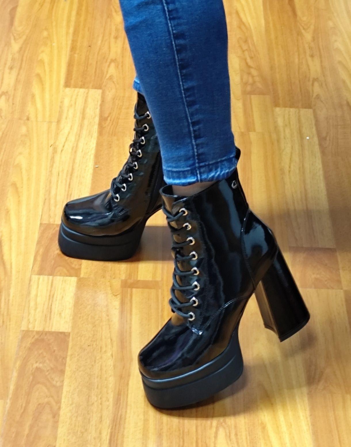 Botines en charol para Dama Taco Alto con Plataforma M492-1