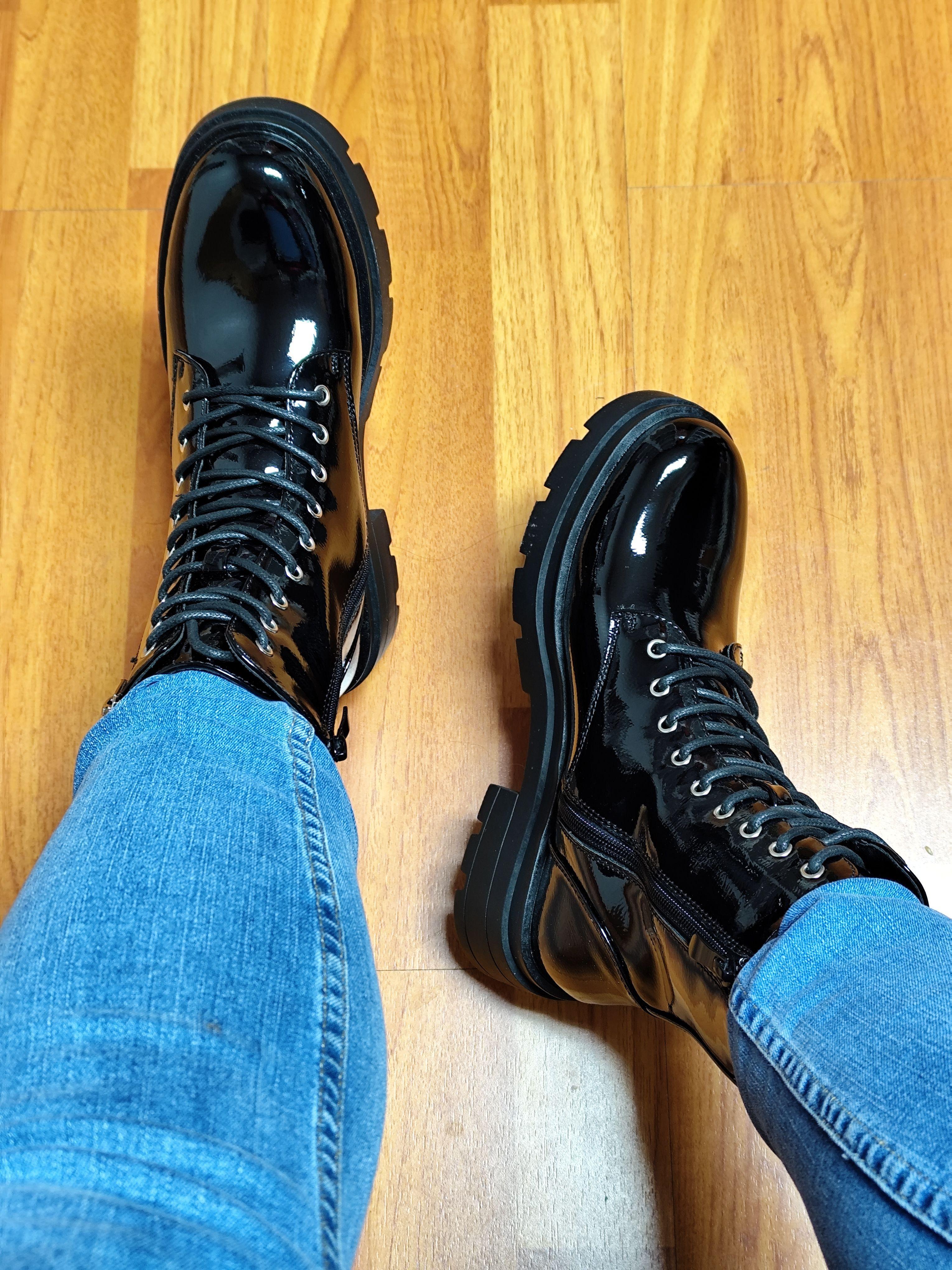 Botines  Mujer en Charol  M441-2