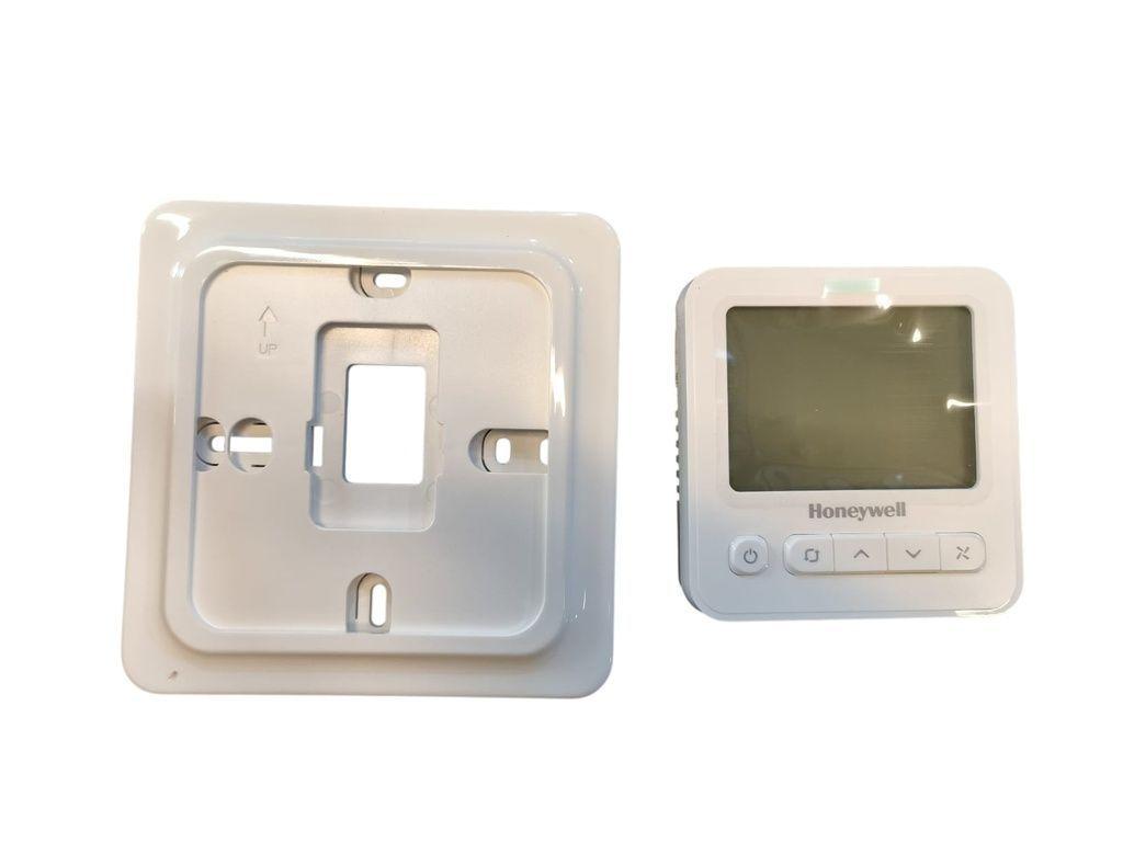 KIT TERMOSTATO DIGITAL CONFIGURABLE HONEYWELL FAN COIL. INCLUYE PLACA MURO-4
