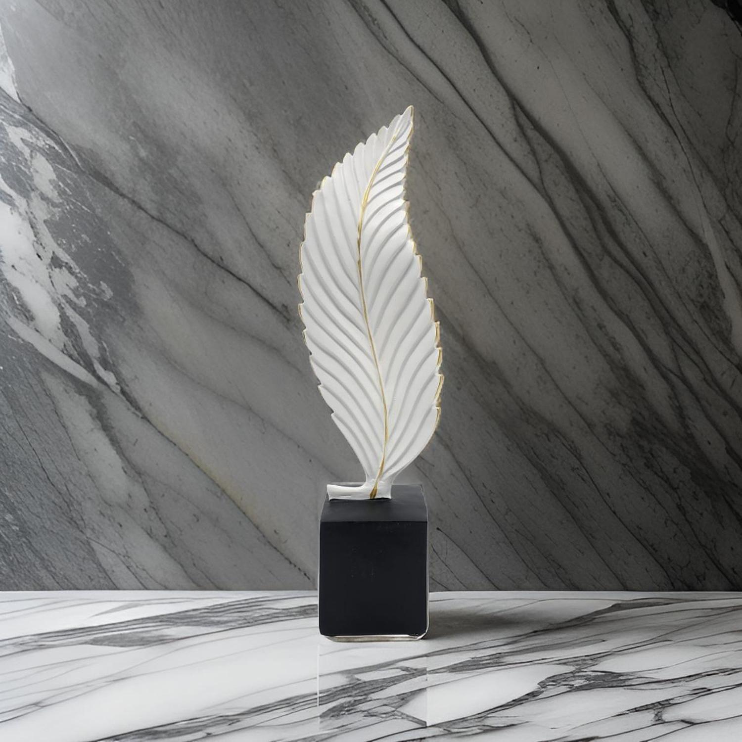 Figura Adorno De Hoja Blanca Decorativa En Resina Moderna S-3