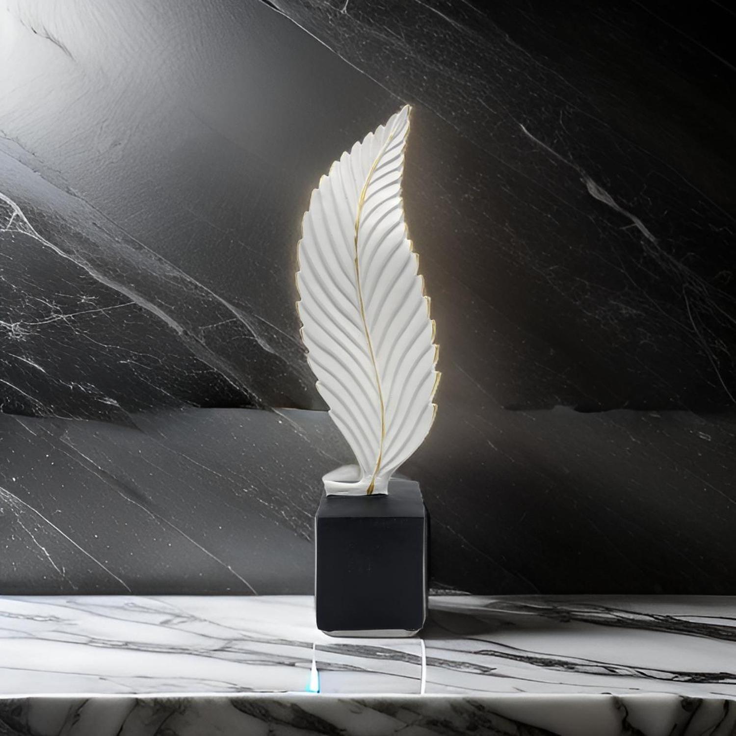Figura Adorno De Hoja Blanca Decorativa En Resina Moderna S-4