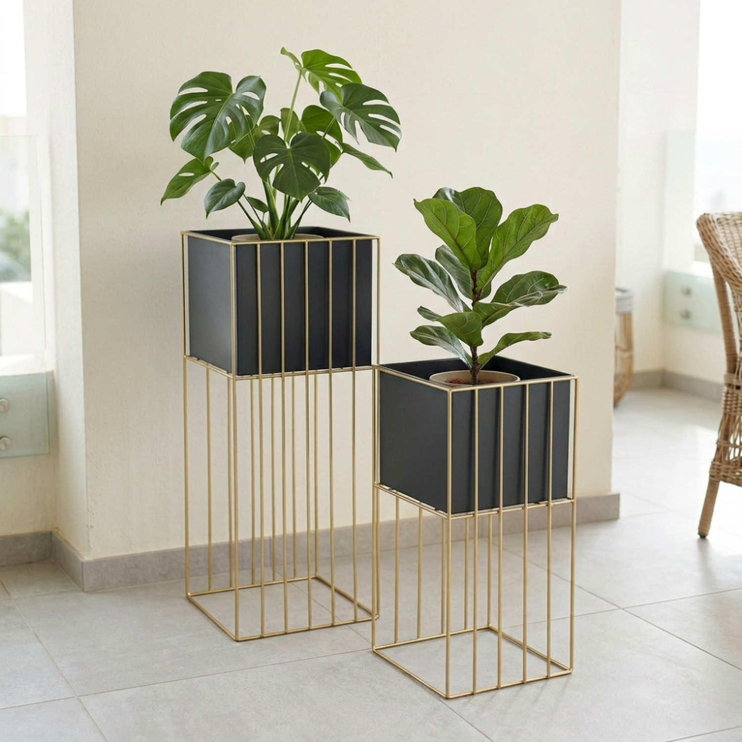 Set 2 Porta Macetero Pedestal Maceta Plantas Negro Dorado-2