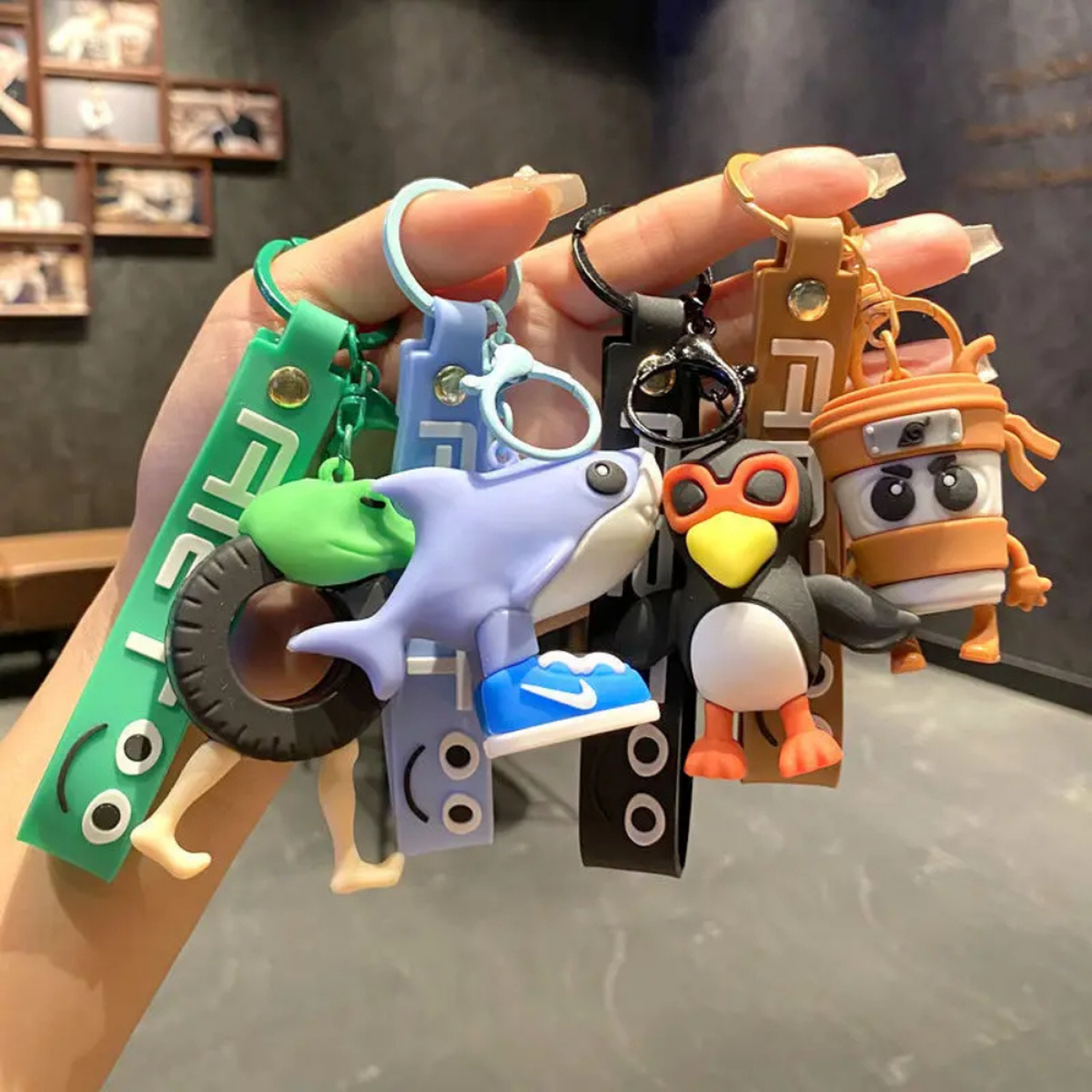 Llavero Colgante De Goma Brainrot Cappuccino Assassino-2