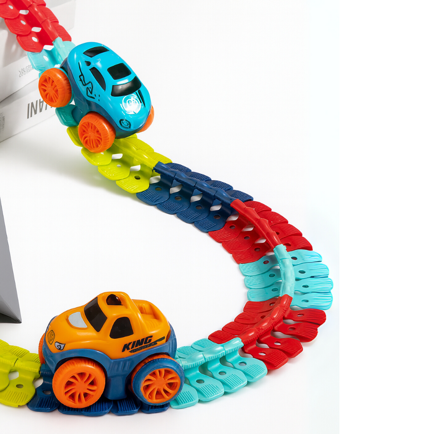 Pista De Carreras Flexible Armable Con Auto Juguete Infantil-3