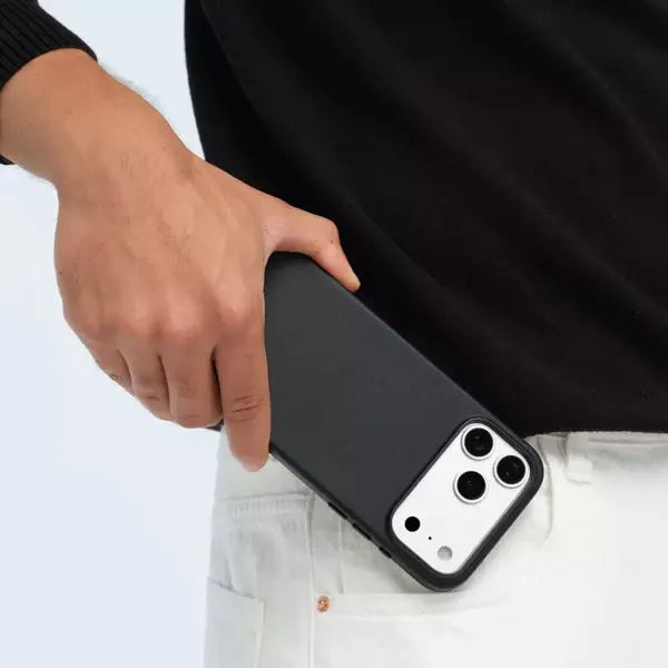 Carcasa MOFT Snap para iPhone 17 Pro Max-4