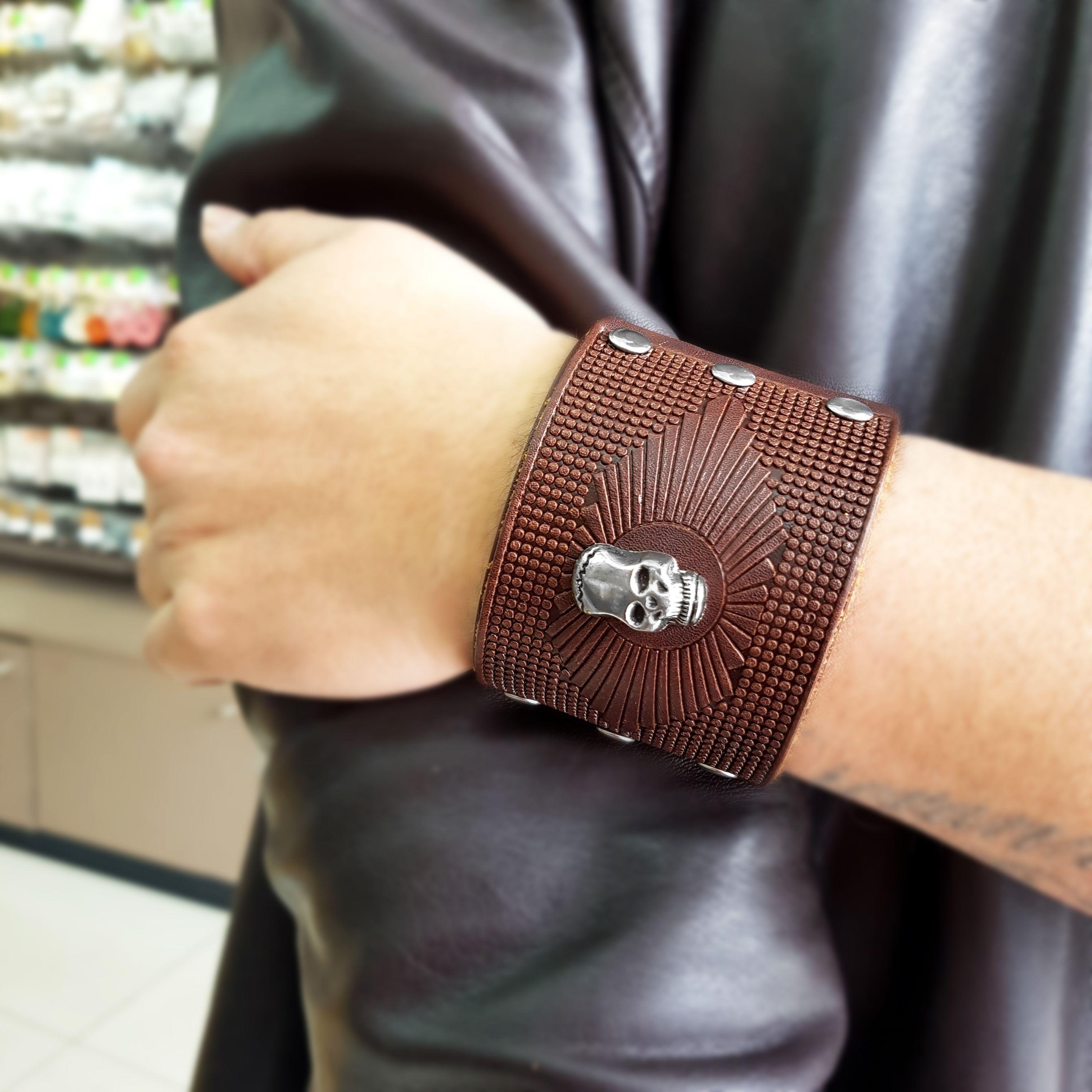 Brazalete Cuero Hombre Skulls-3