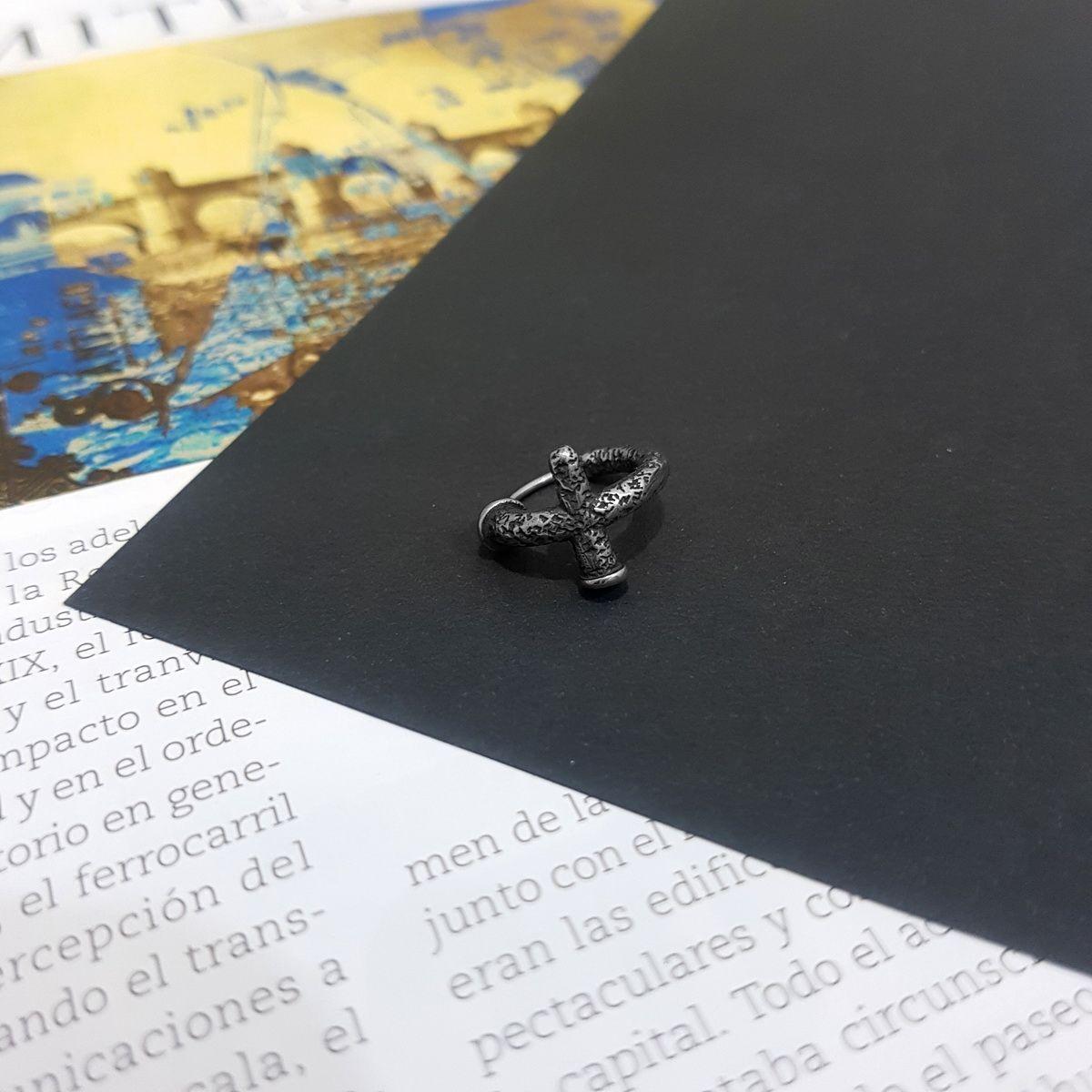 Aro Tipo Huggies Moderno Para Hombre Cruz -2