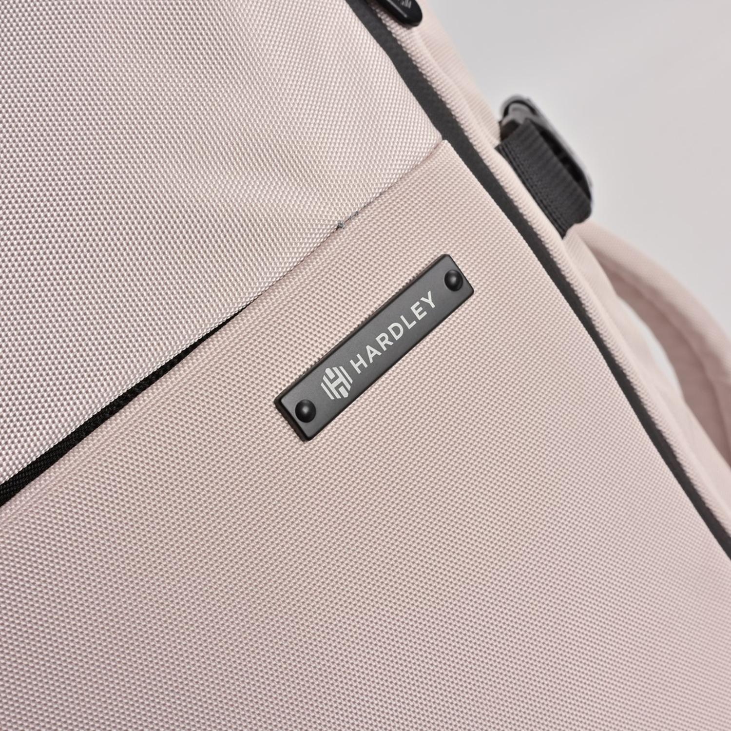 Mochila para Notebook y Viaje Hardley Impermeable Antirrobo-4