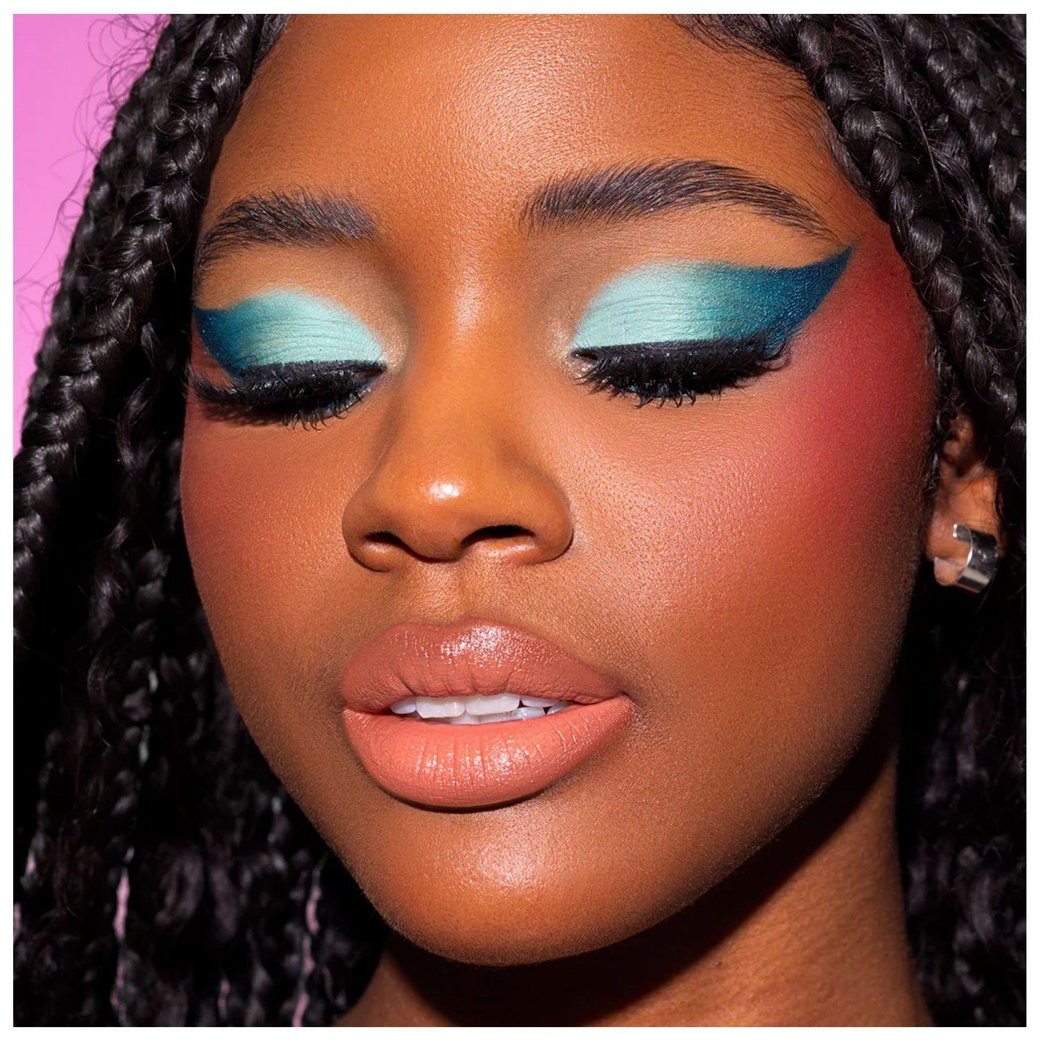 Paleta de Sombras Charming Beauty L.A Colors-3