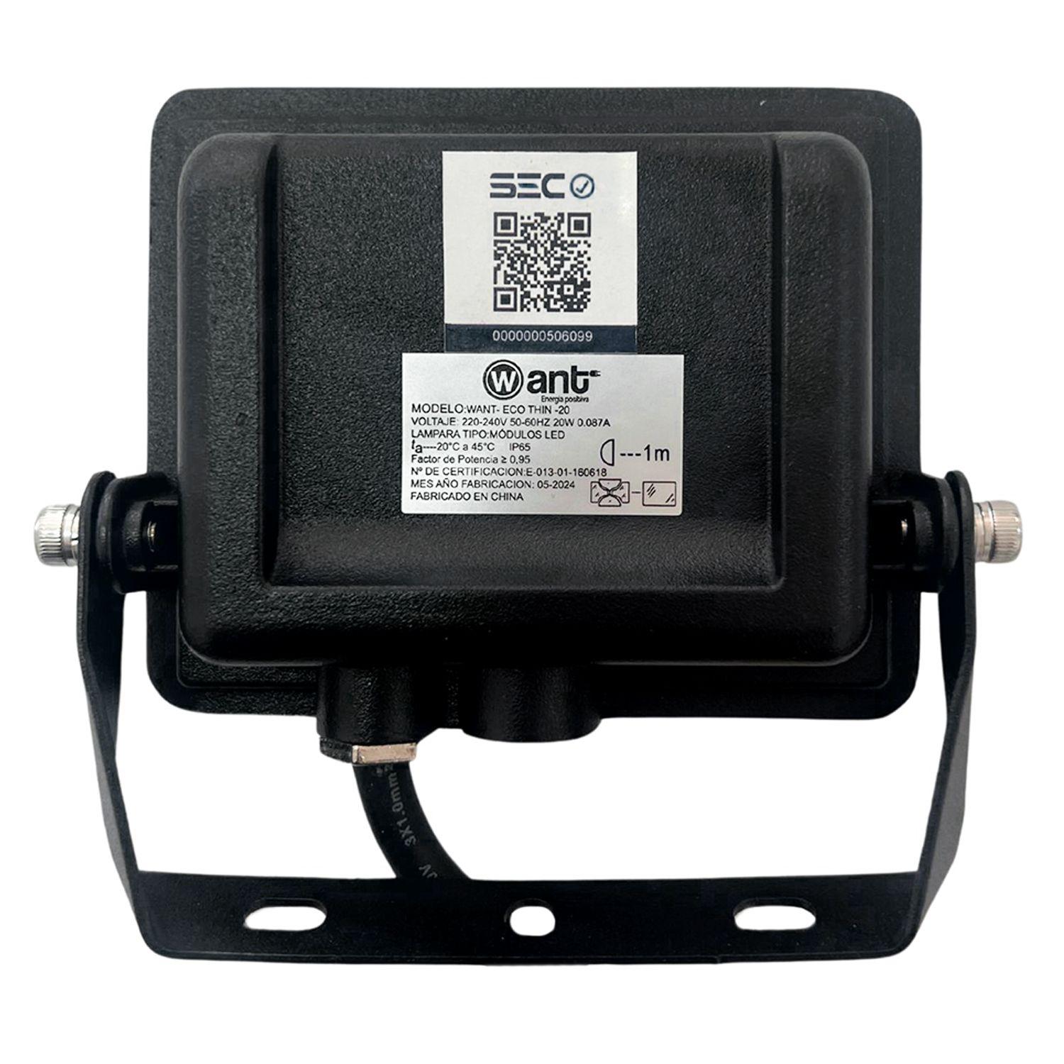 Proyector De Área LED "ECOTHIN" 20W Cálido-4