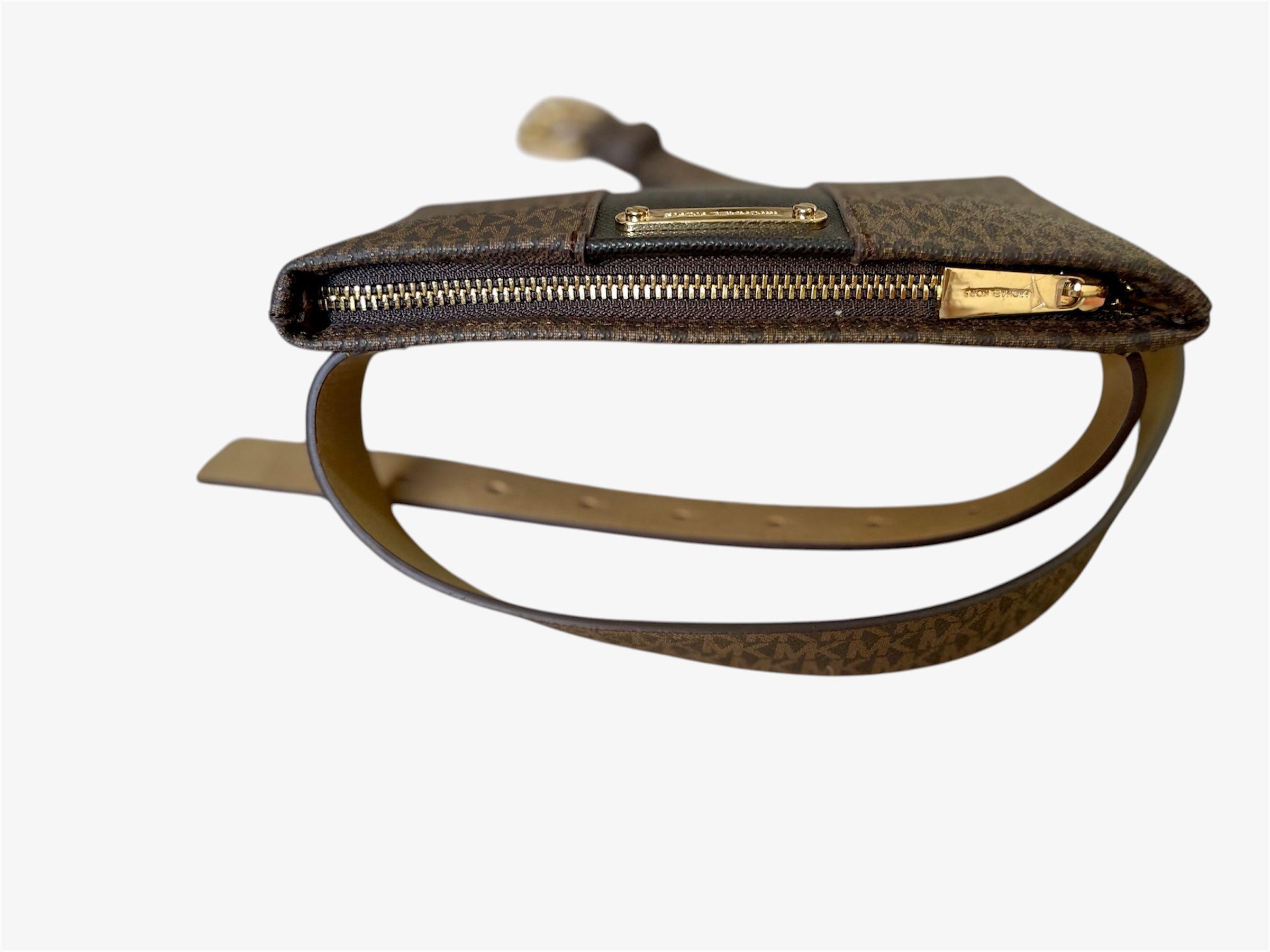 RIÑONERA MICHAEL KORS TALLA S/M-2