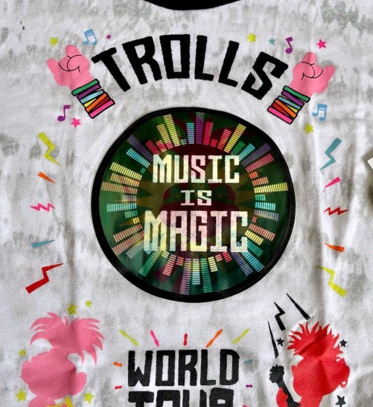 POLERA TROLLS 3 D TALLA 7-8 AÑOS-2