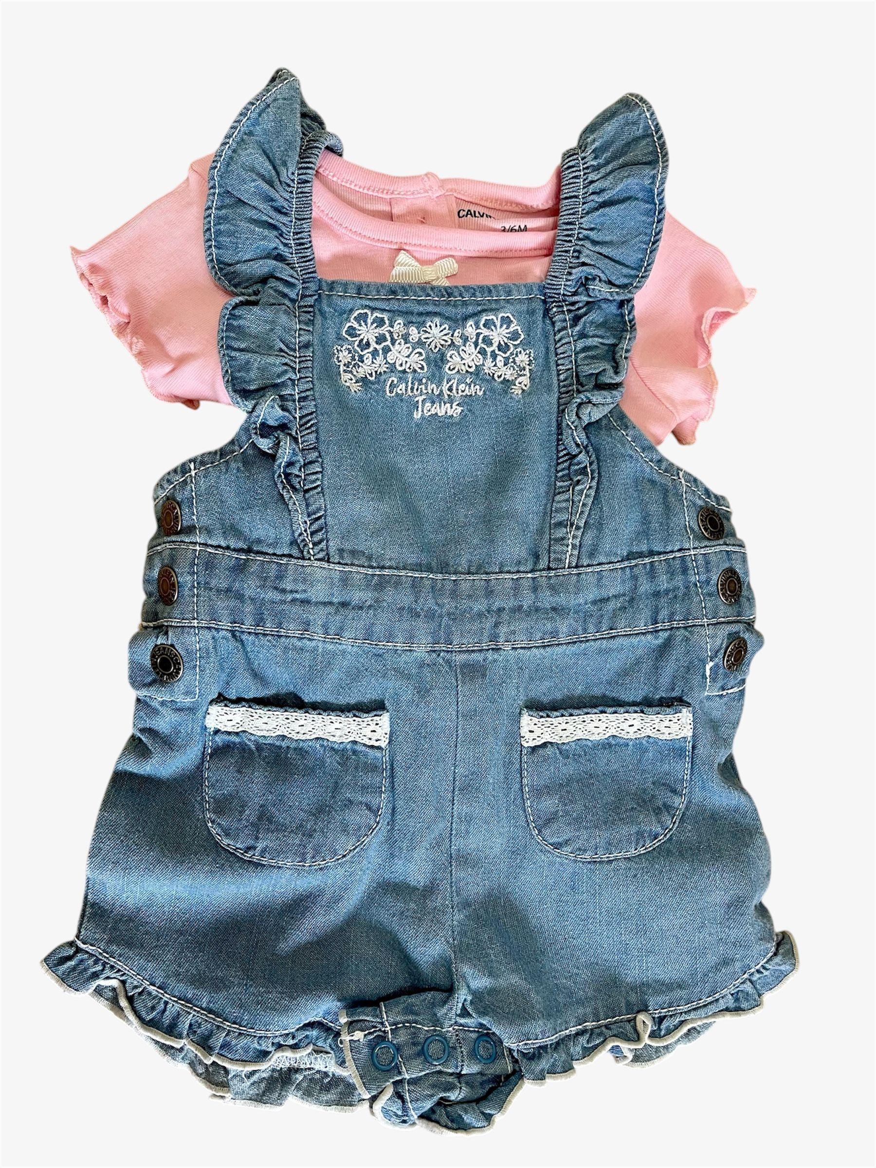 CONJUNTO CALVIN KLEIN JARDINERA/SHORT TALLA 3 MESES-3