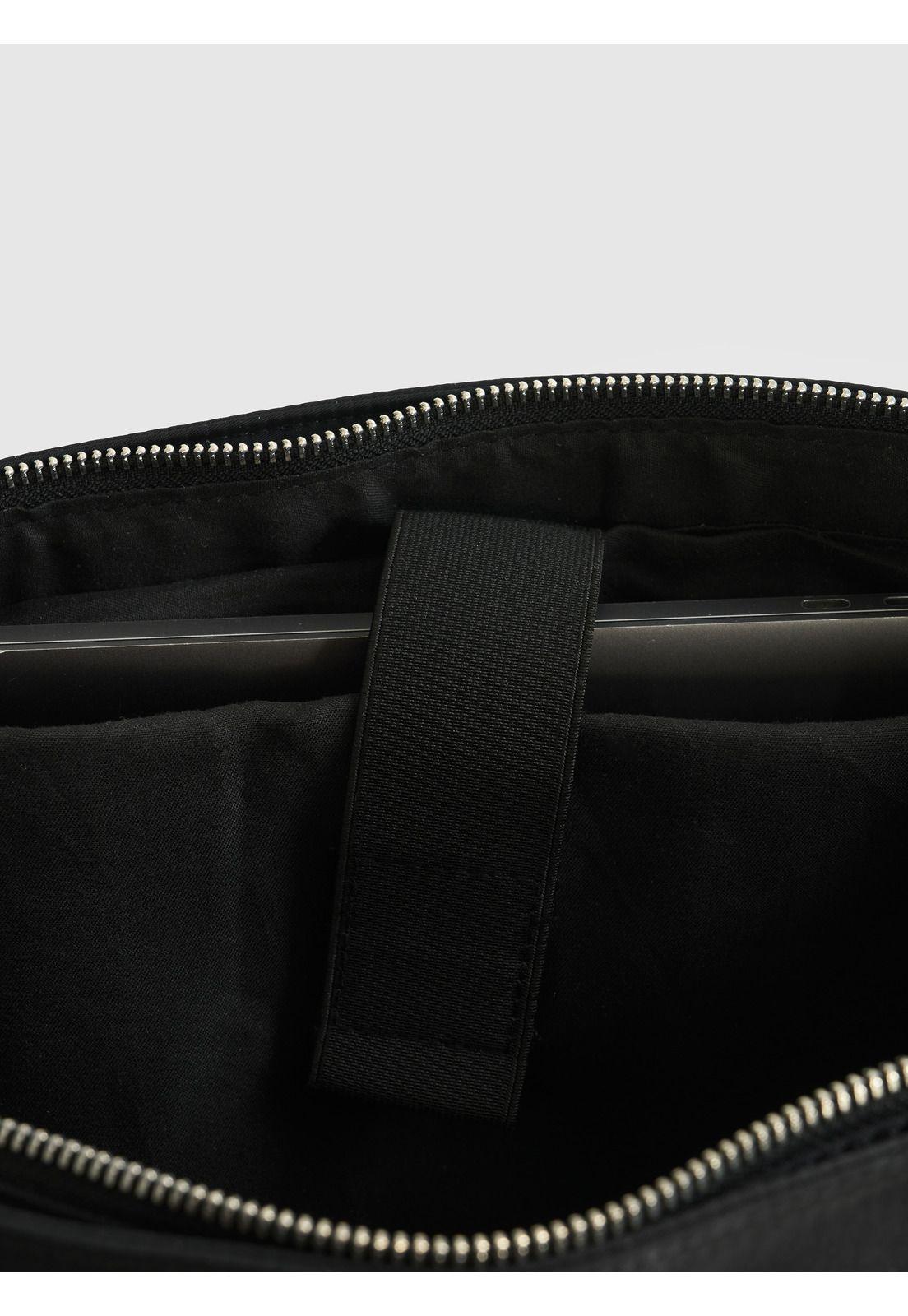 Mochila Notebook Parka Straps Gruesos Llavero-4