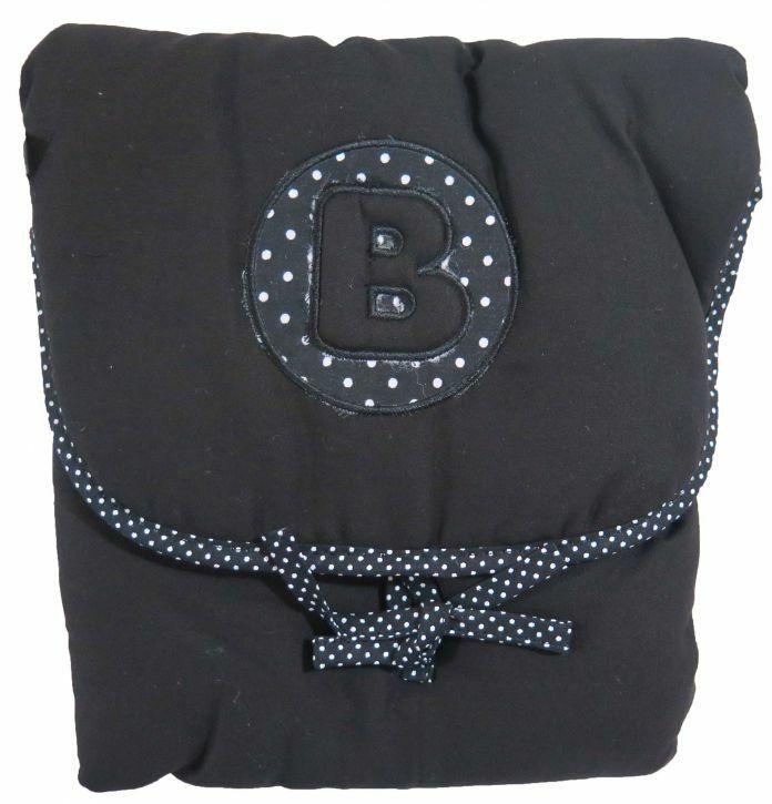 Cambiador de gabardina liso con bordado-3