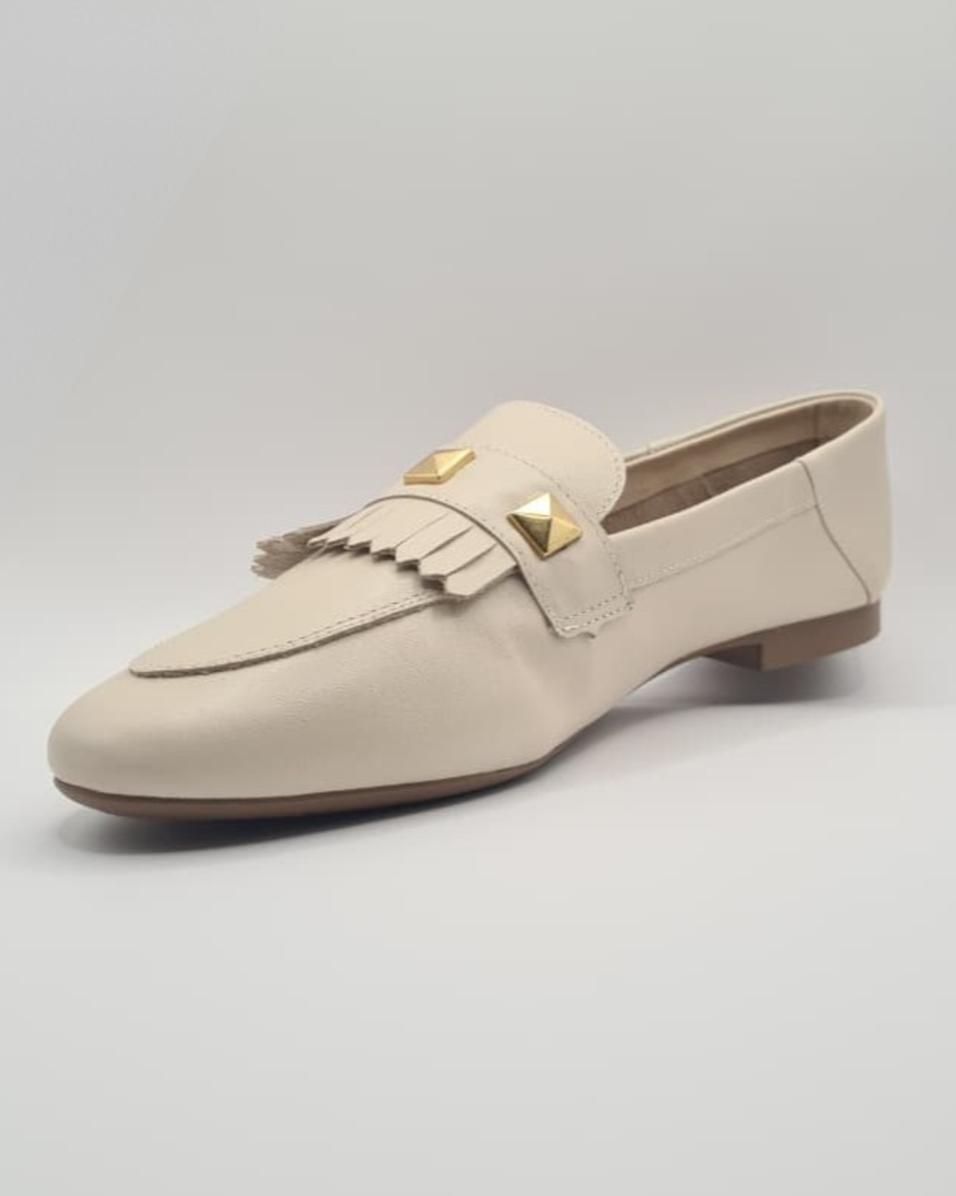 Mocasín de Cuero Tachuelas Lia Line-3