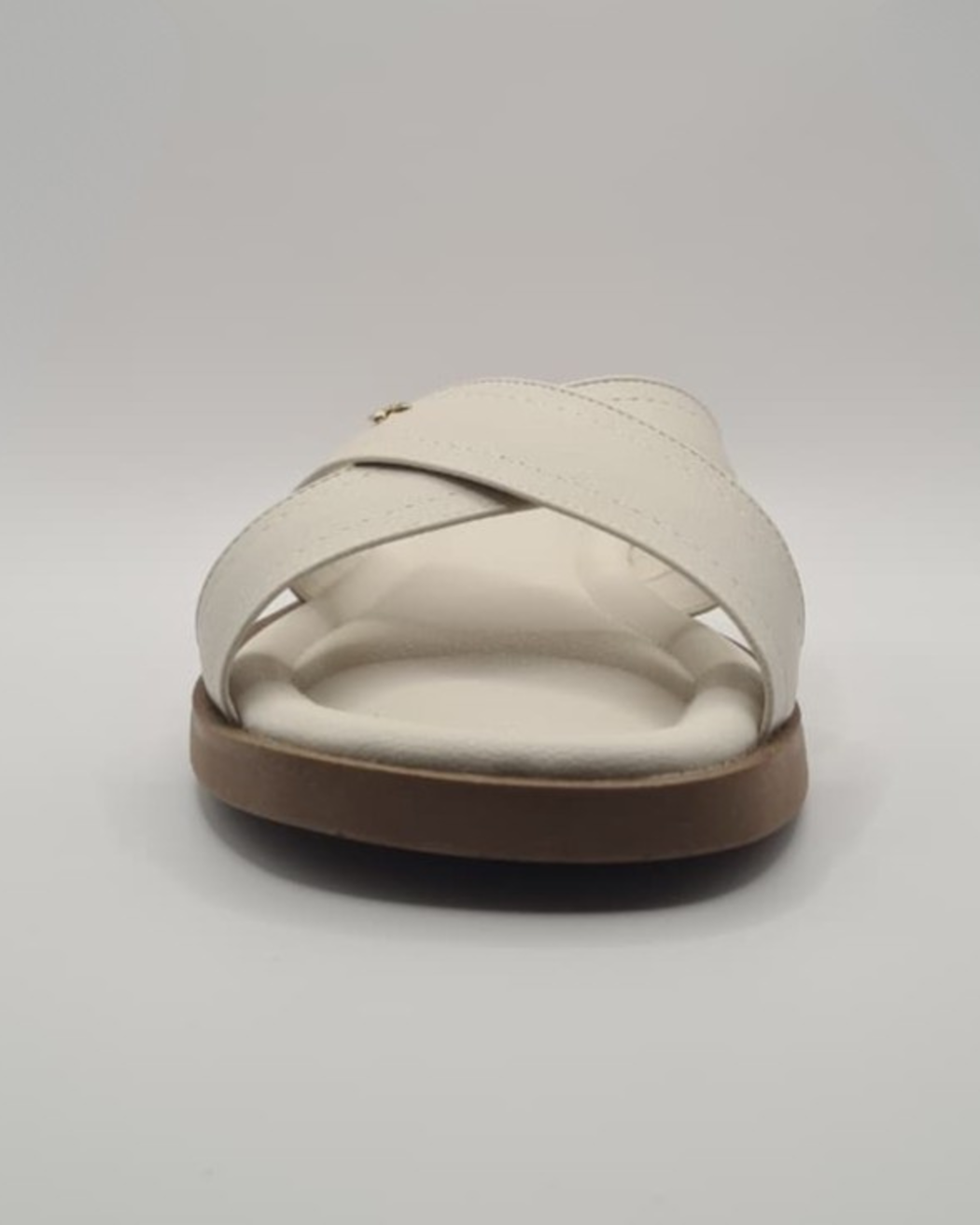 Sandalia Plana Tiras Cruzadas Extra Acolchado Softli-3