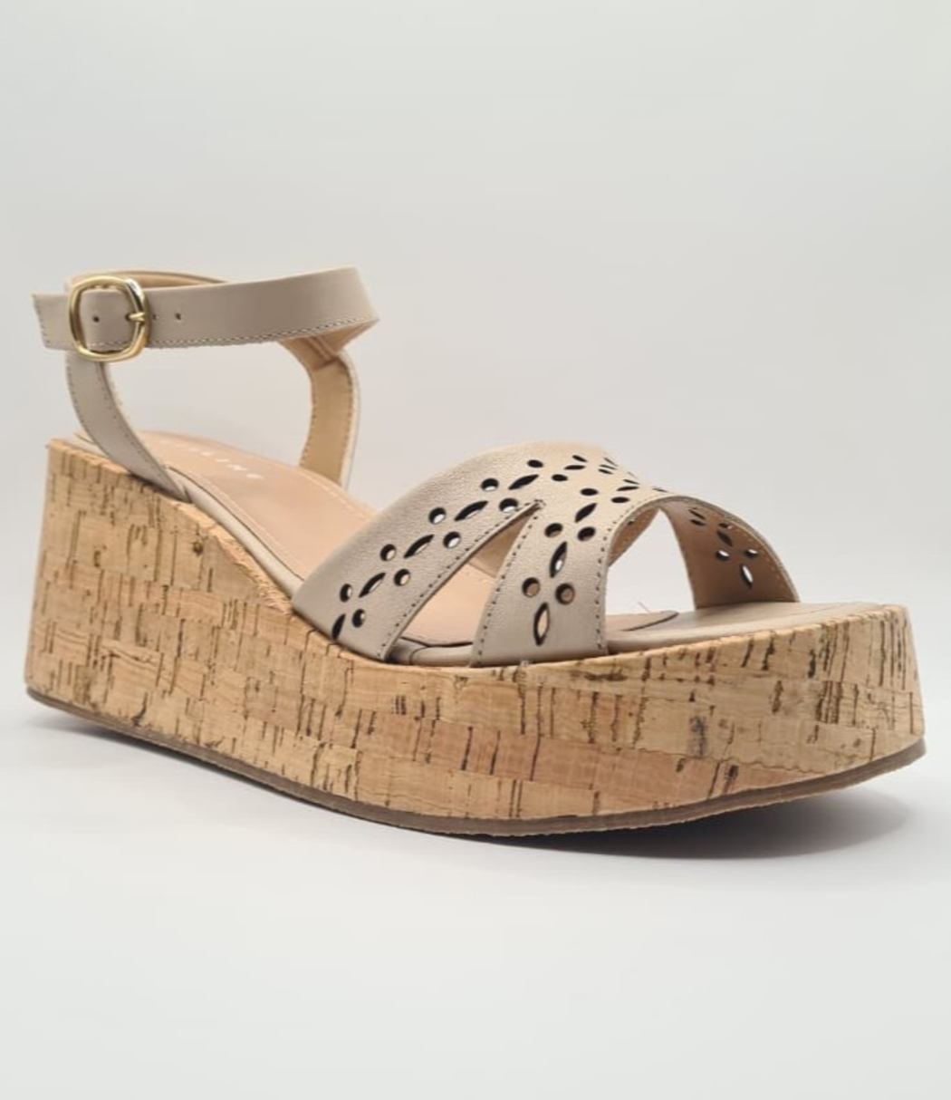 Sandalia Plataforma Cuero Tiras Diseño Lia Line-1