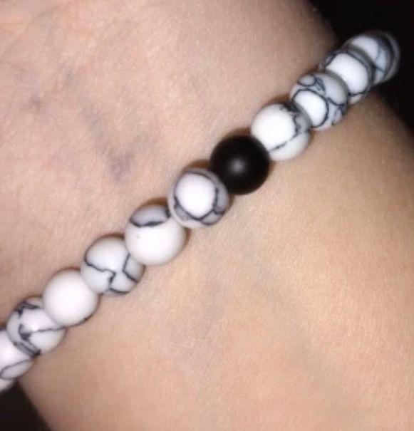 Pulsera Brazalete, Ajustable Piedras Blancas Preciosas-3