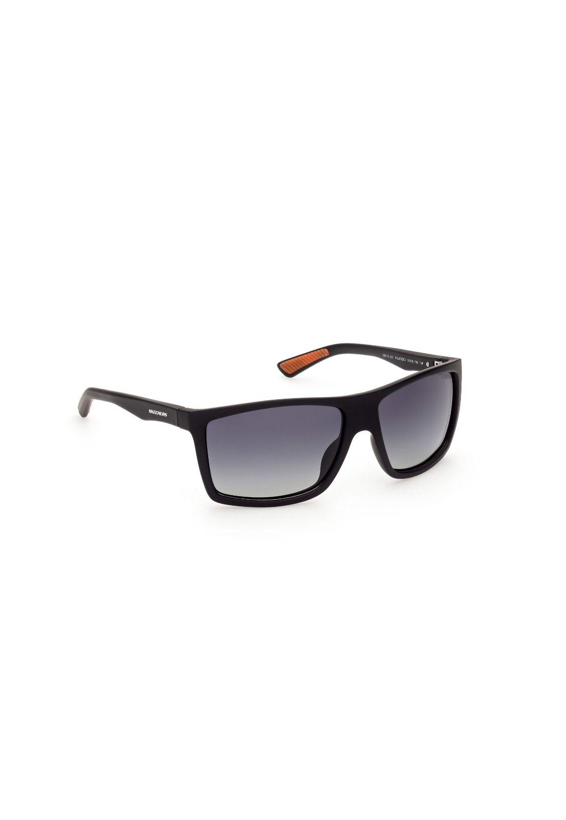 Lentes de Sol Matte Black Polarizados Skechers SE611502D-7