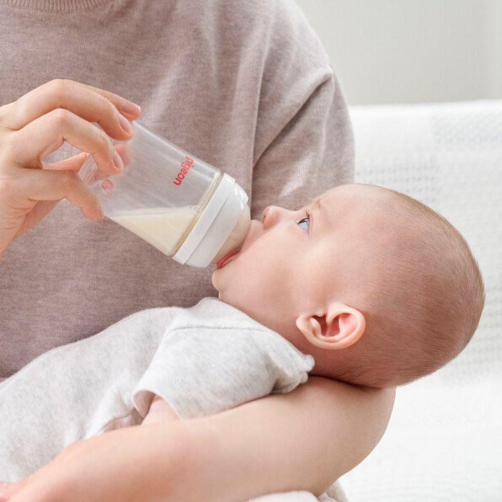 Mamadera PP 240 ml SofTouch Pigeon-5