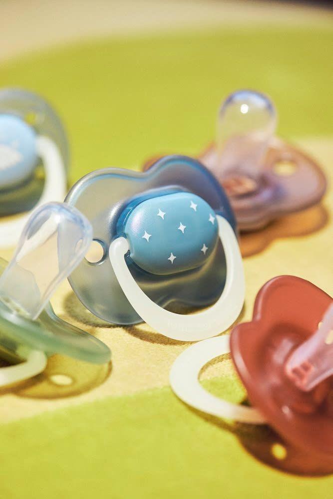 Chupete Nightglow 18 36M Silicona Lila Rosa-2