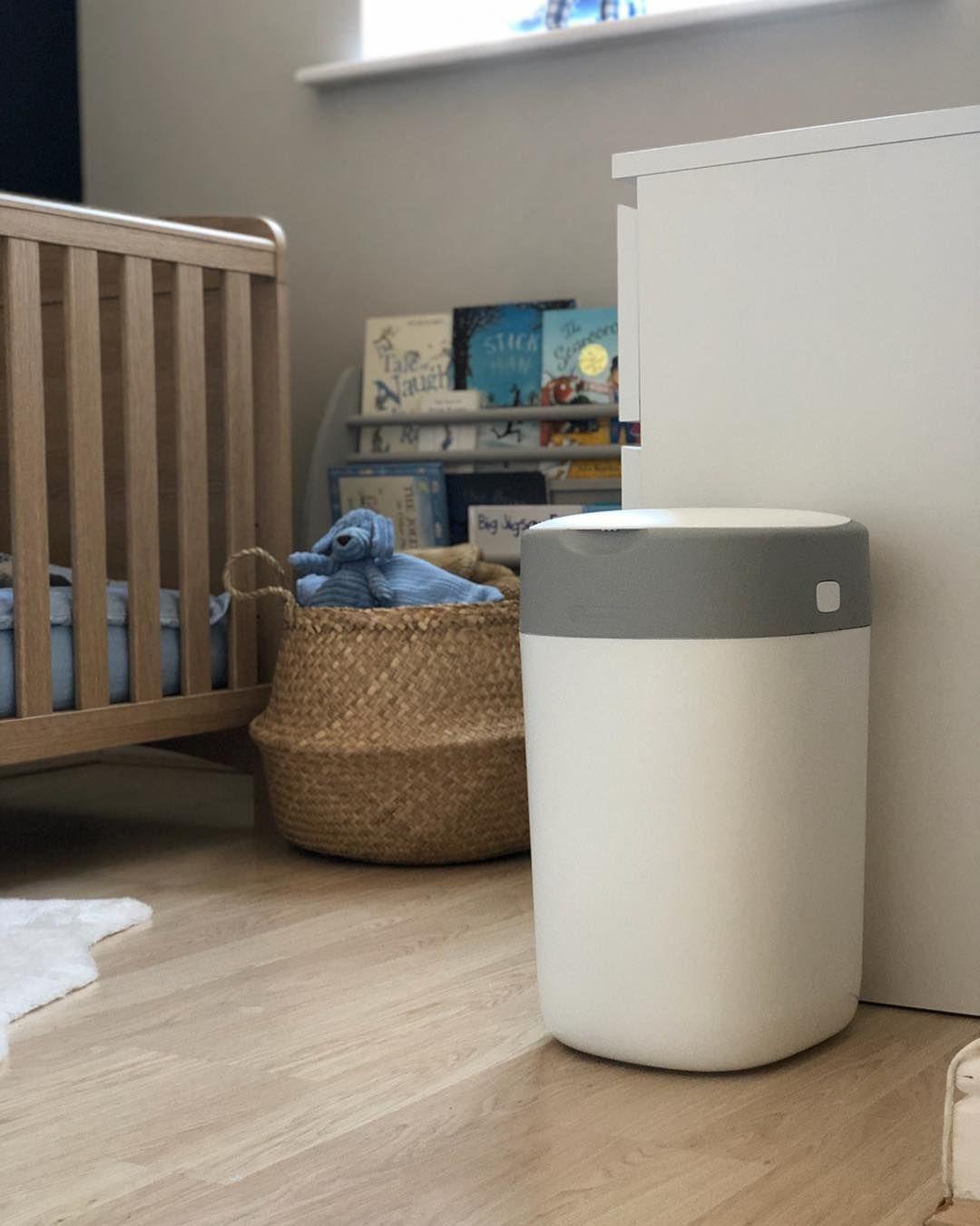 Pack Contenedor Basurero Sangenic Twist & Click + 4 repuestos-4