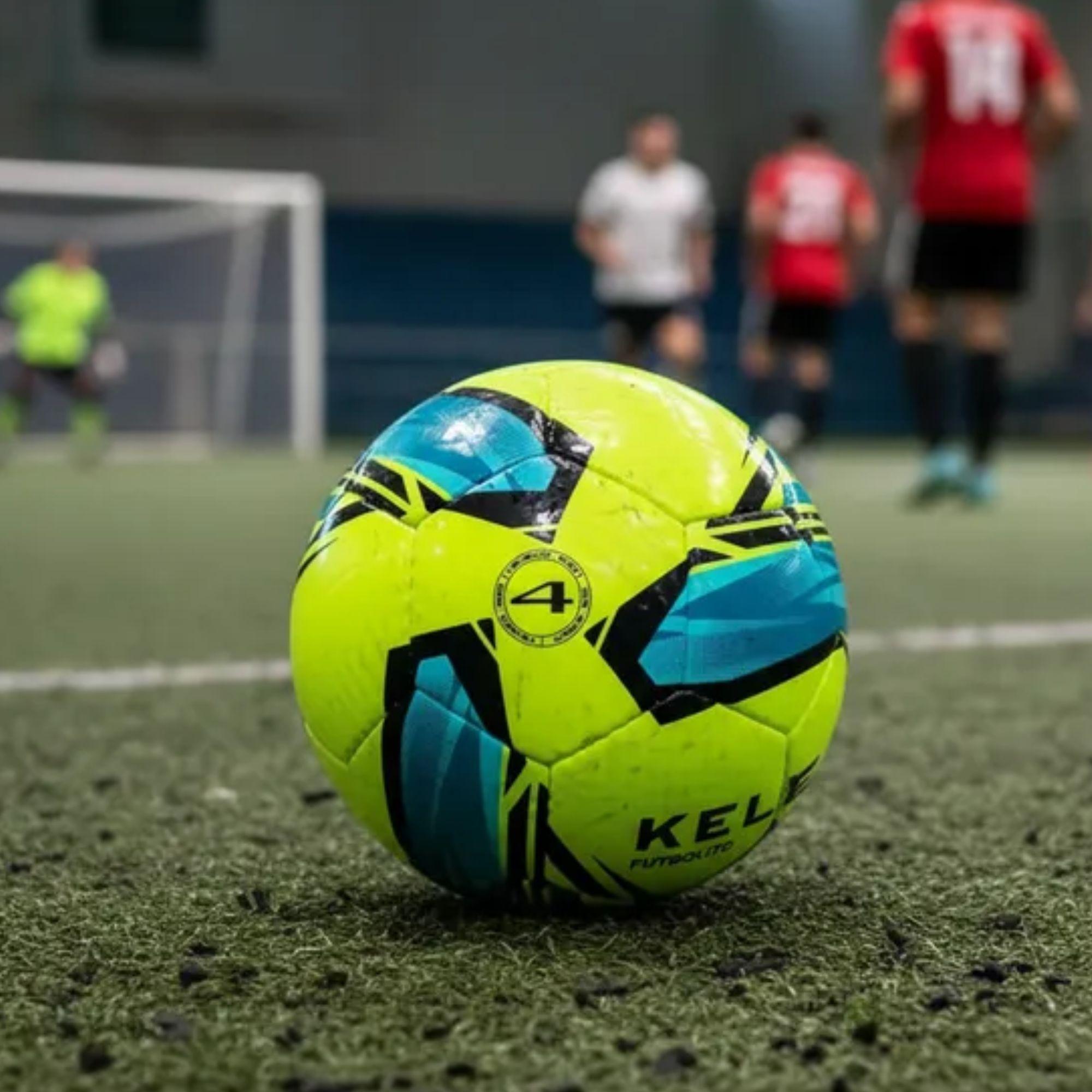 Balón Futbolito Olimpo Gold N°4 Kelme Cosido a Mano-7