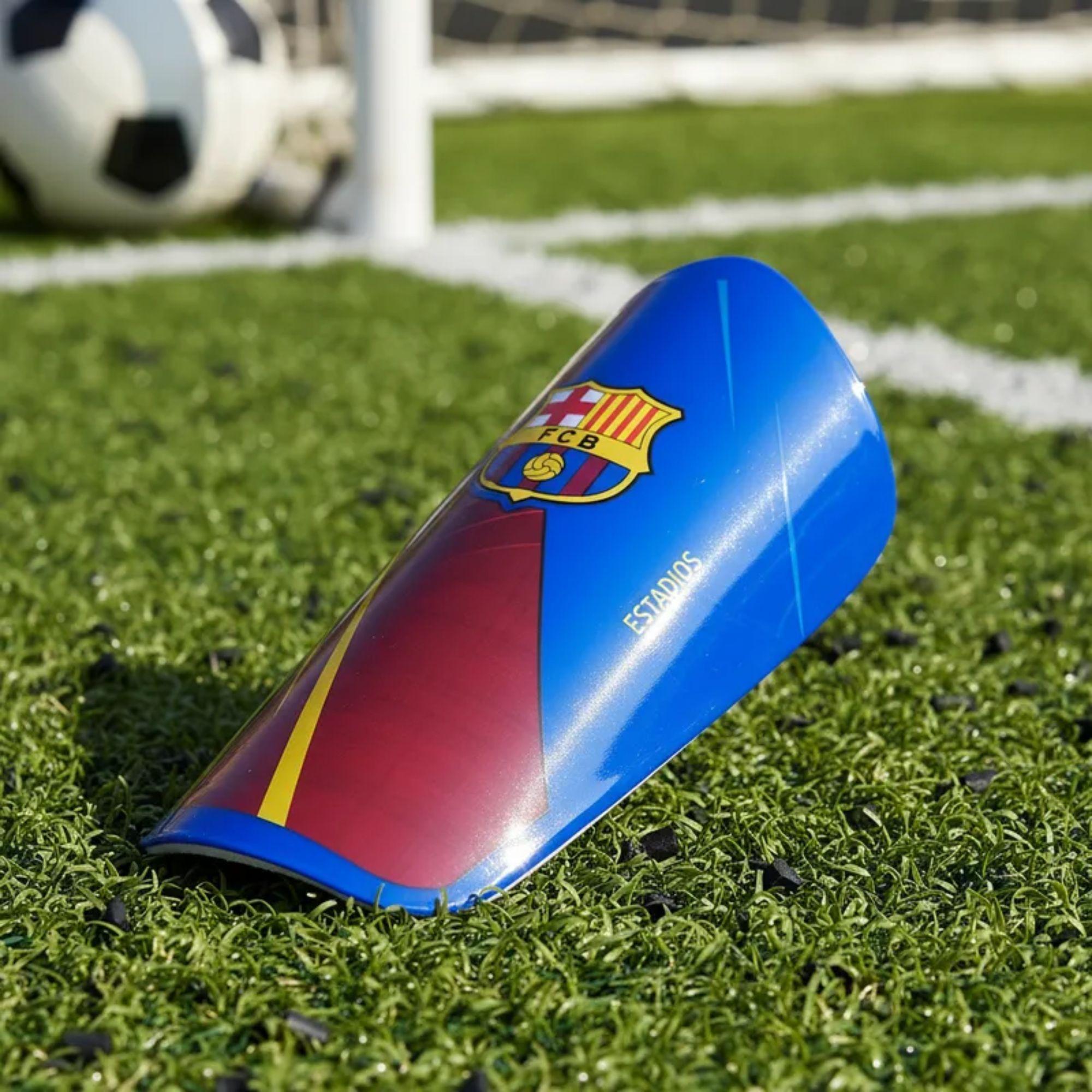 Canilleras Fútbol Barcelona Licencia Oficial DRB-8