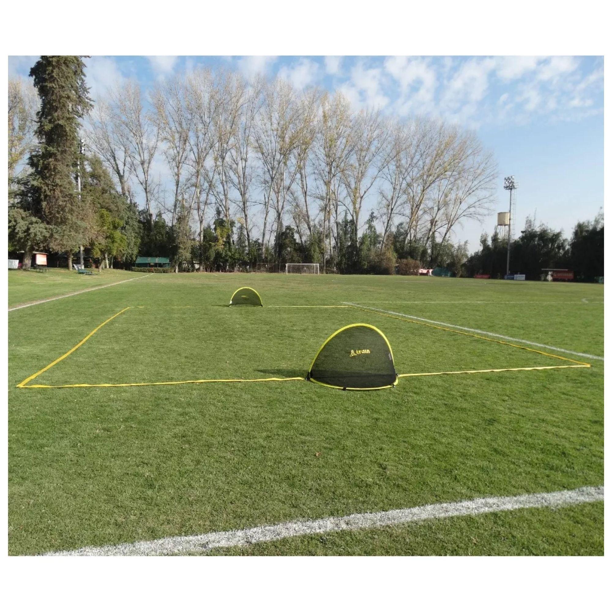 Mini Cancha de Futbol con Arcos Plegables Train-5