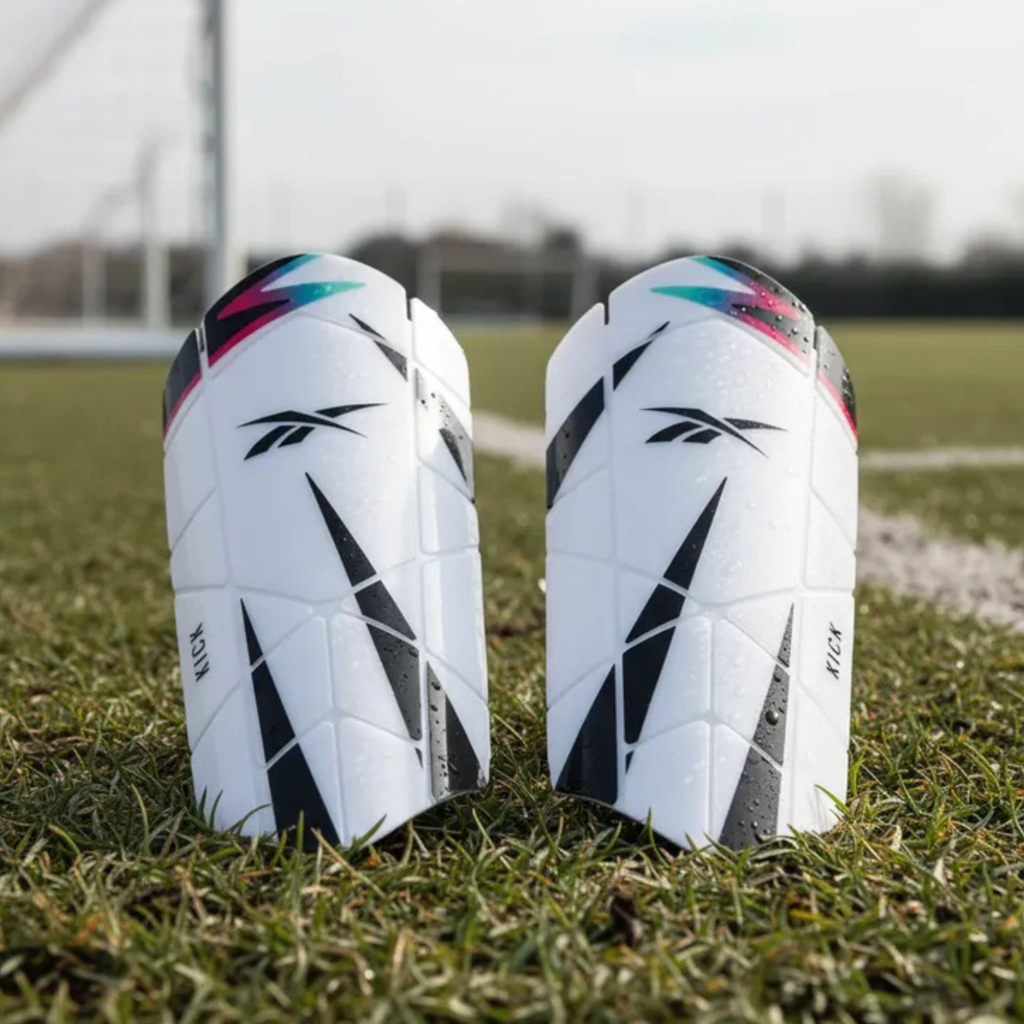 Canillera Fútbol Nano Kick Reebok-5