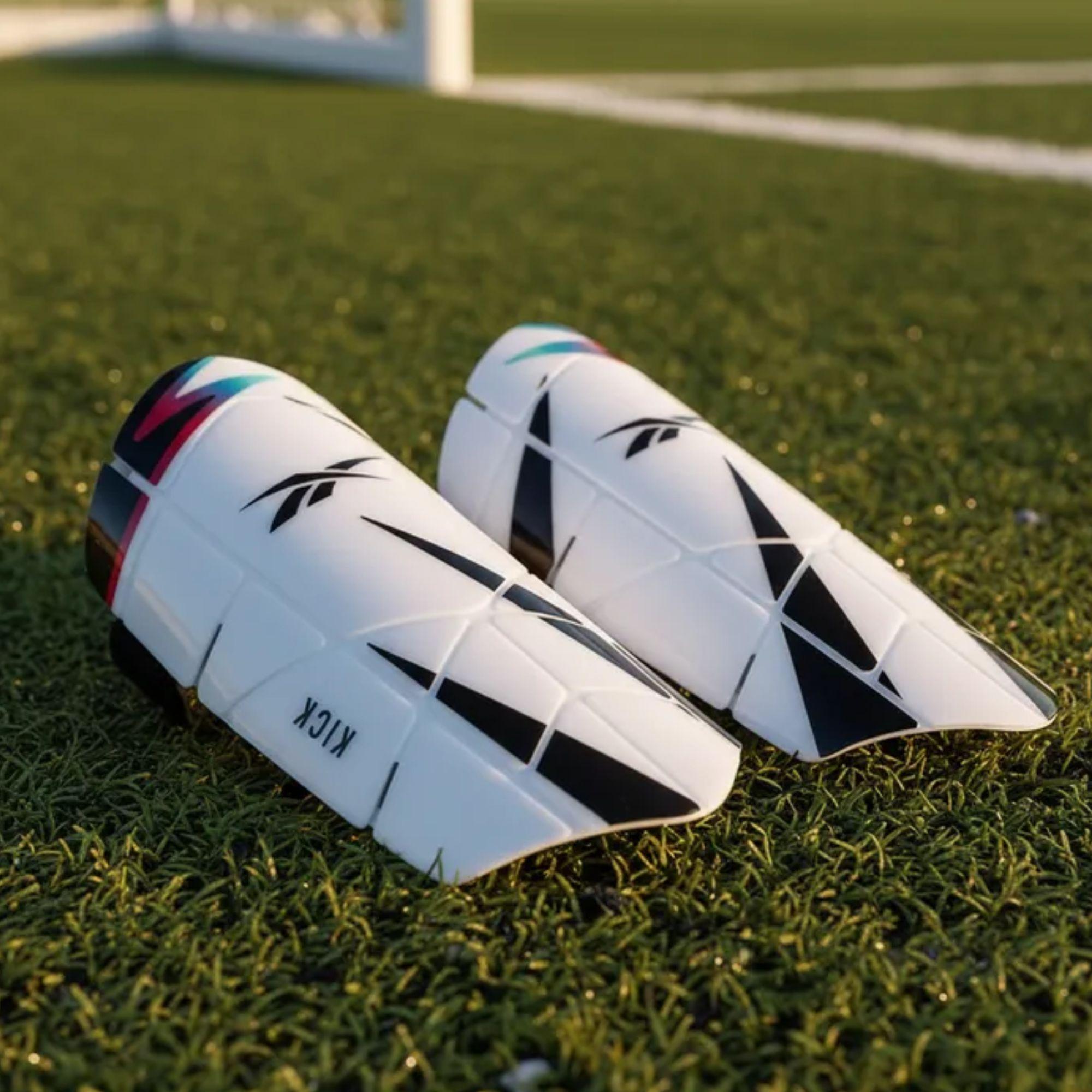 Canillera Fútbol Nano Kick Reebok-8