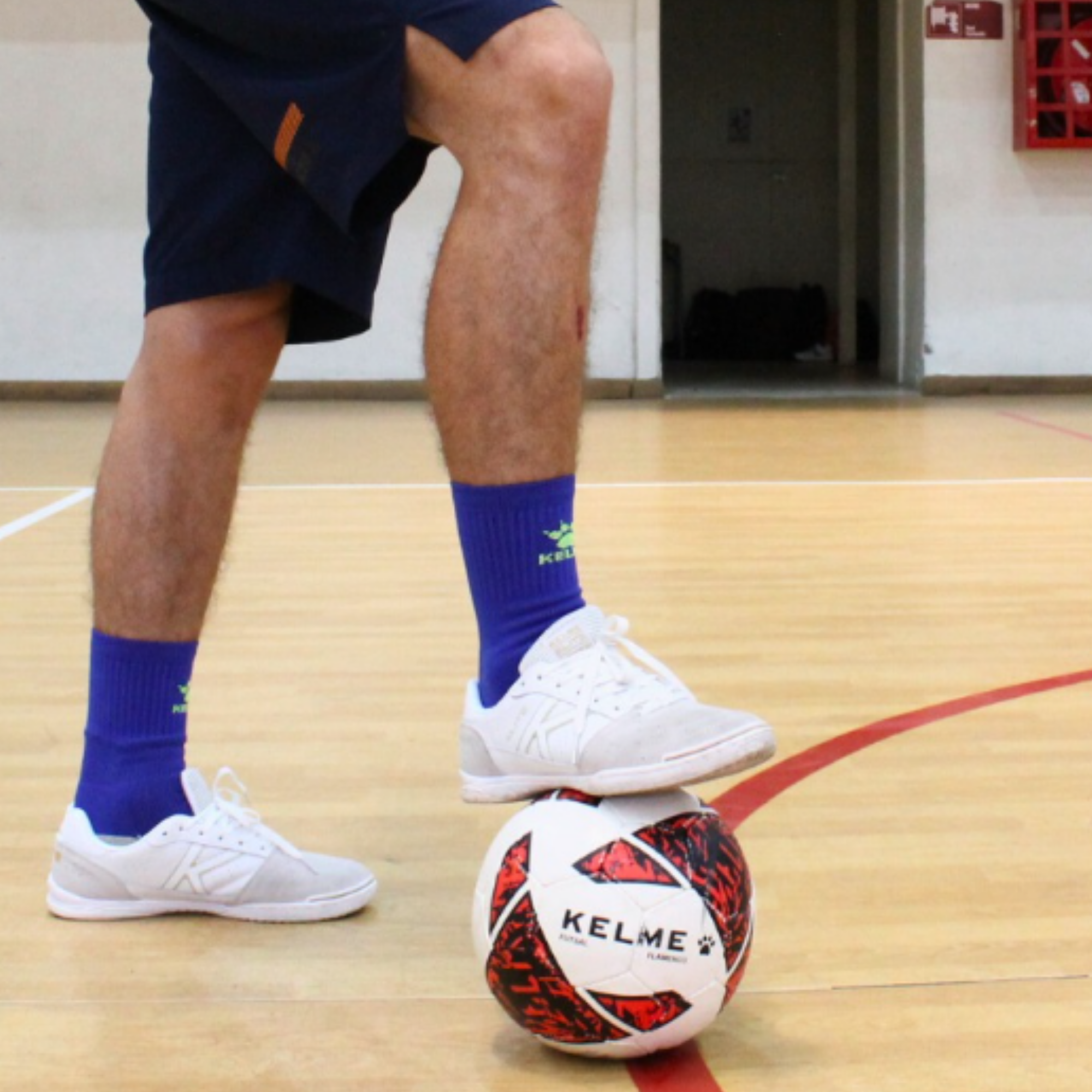 Balón Futsal Flamenco N°3 Kelme Bote Bajo Fútbol Sala-4