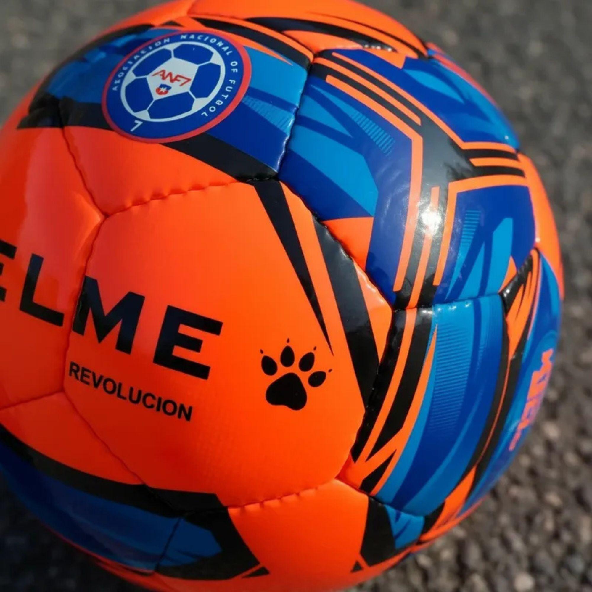 Balón Fútbol 7 Revolución ANF7 N°5 Kelme Bote Medio Bajo-5