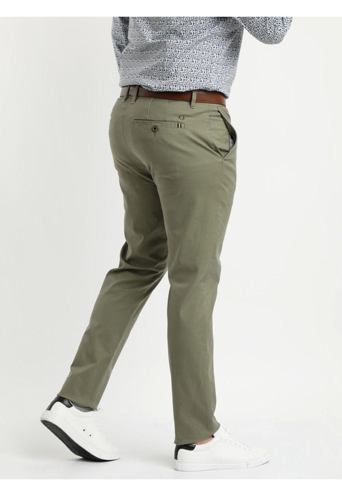 Pantalón Gabardina Spandex Frente Plano Verde-1