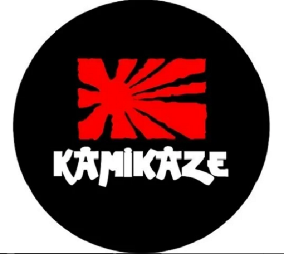 CUBRE NEUMÁTICO RUEDA ARO 15 KAMIKAZE-1