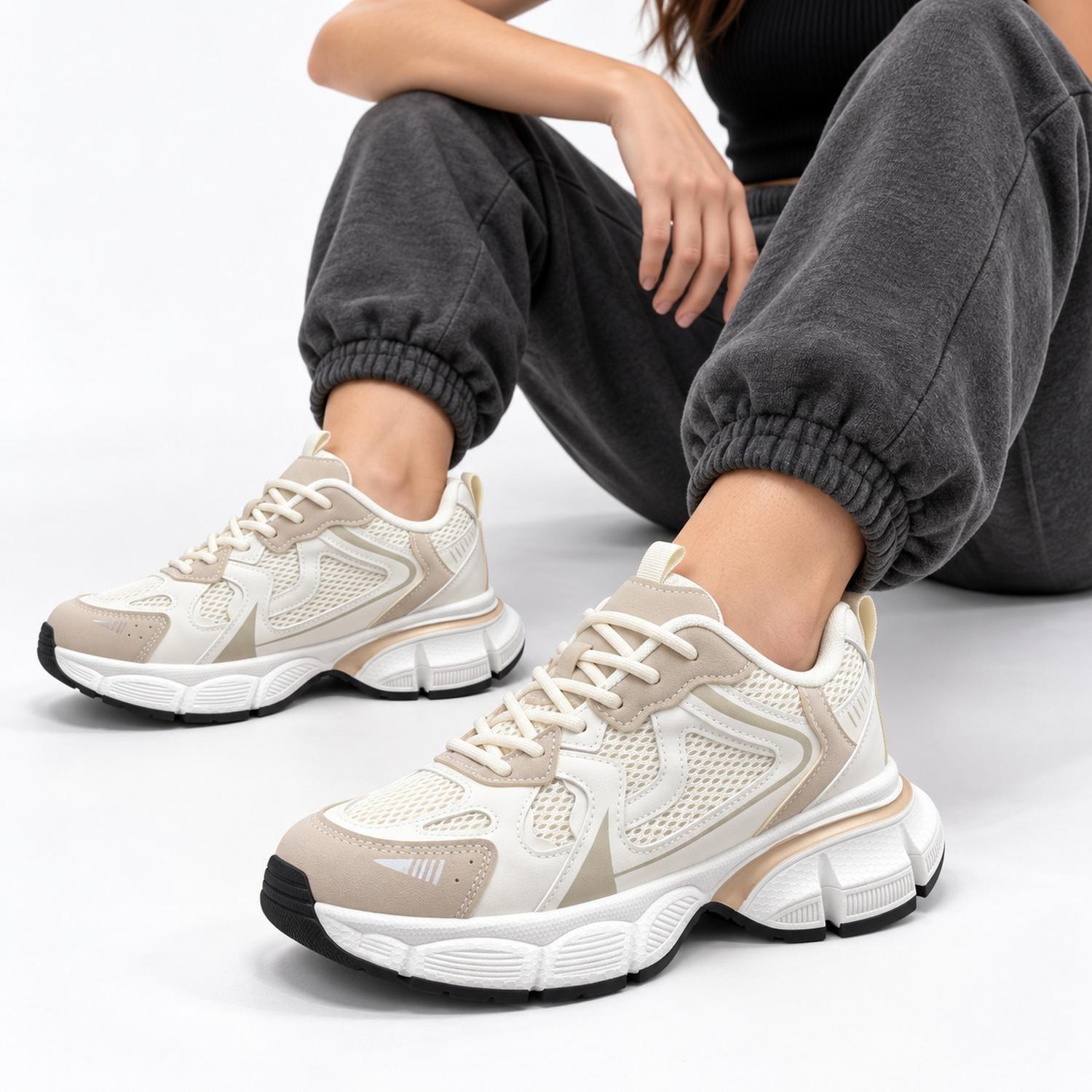 Zapatilla Deportiva Beige Mujer Capri 2460-18-4
