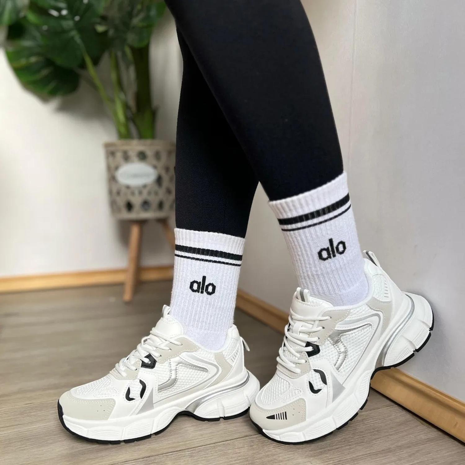 Zapatilla Blanco Mujer Textil Capri 2460-5-4