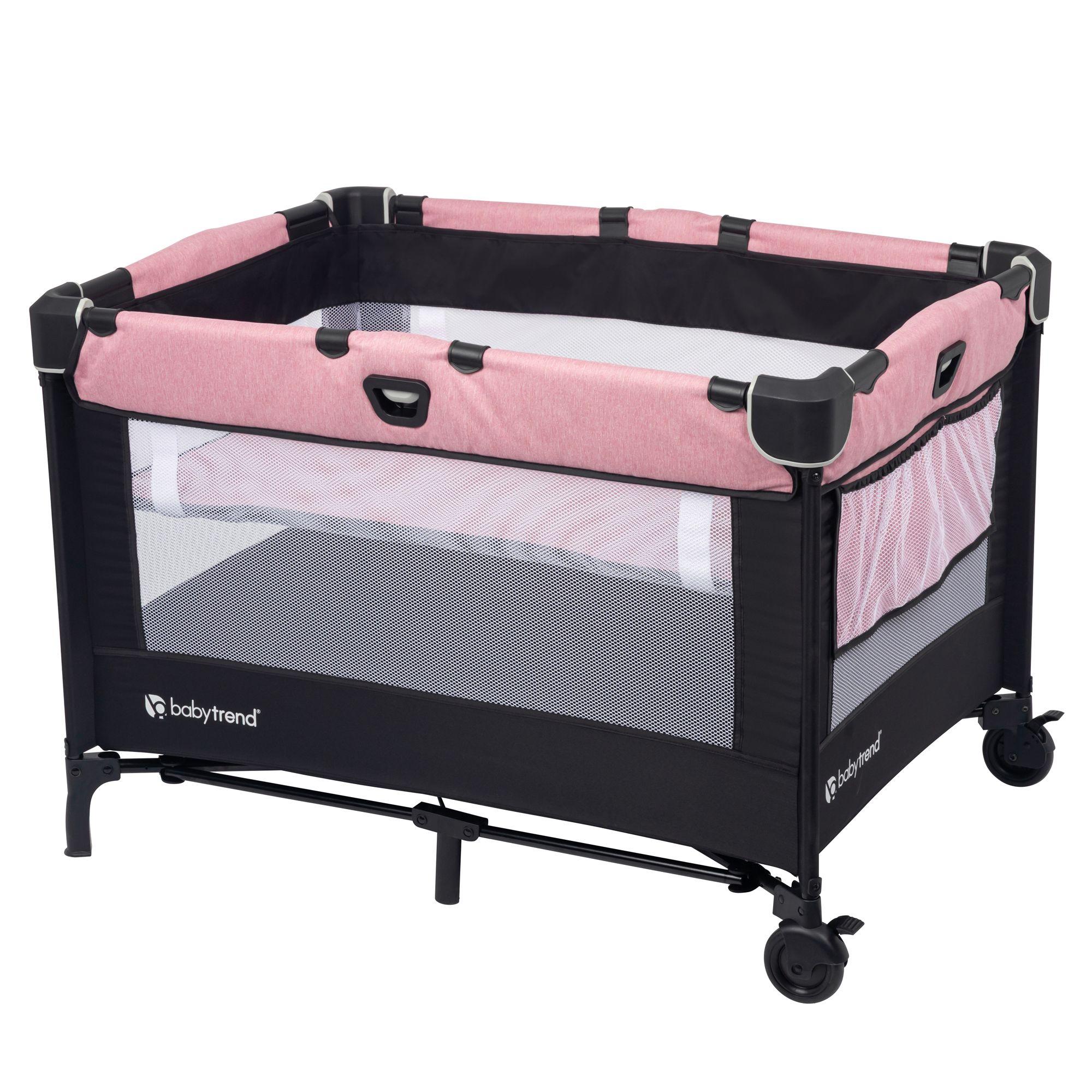 Cuna Corral Nursery Den con Moisés Portátil y Mudador Rosado-2