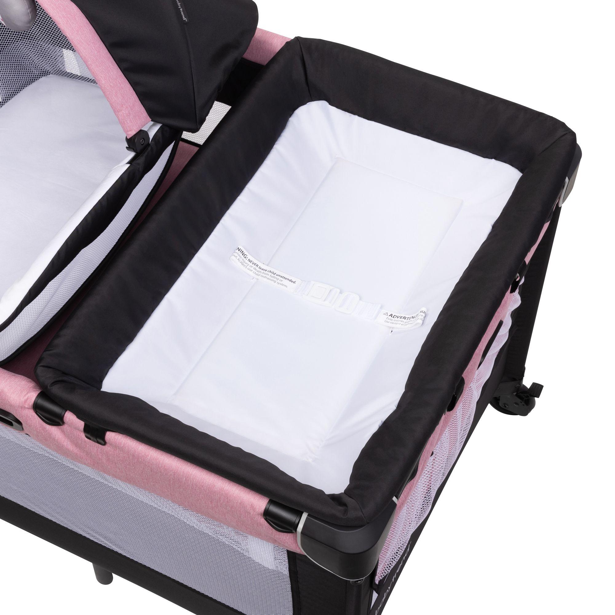 Cuna Corral Nursery Den con Moisés Portátil y Mudador Rosado-9
