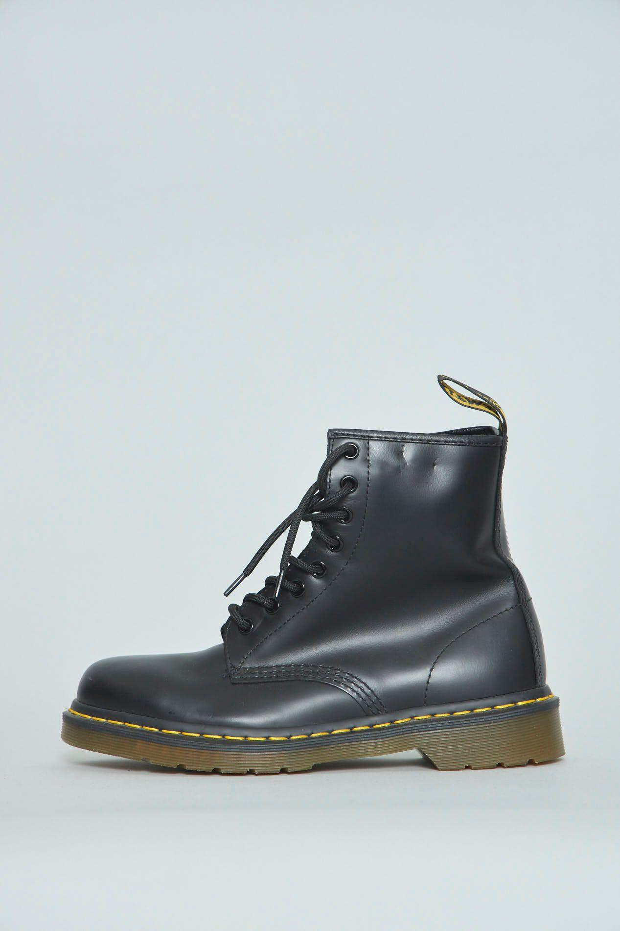 Bototo casual  negro dr martens talla 39 820-0