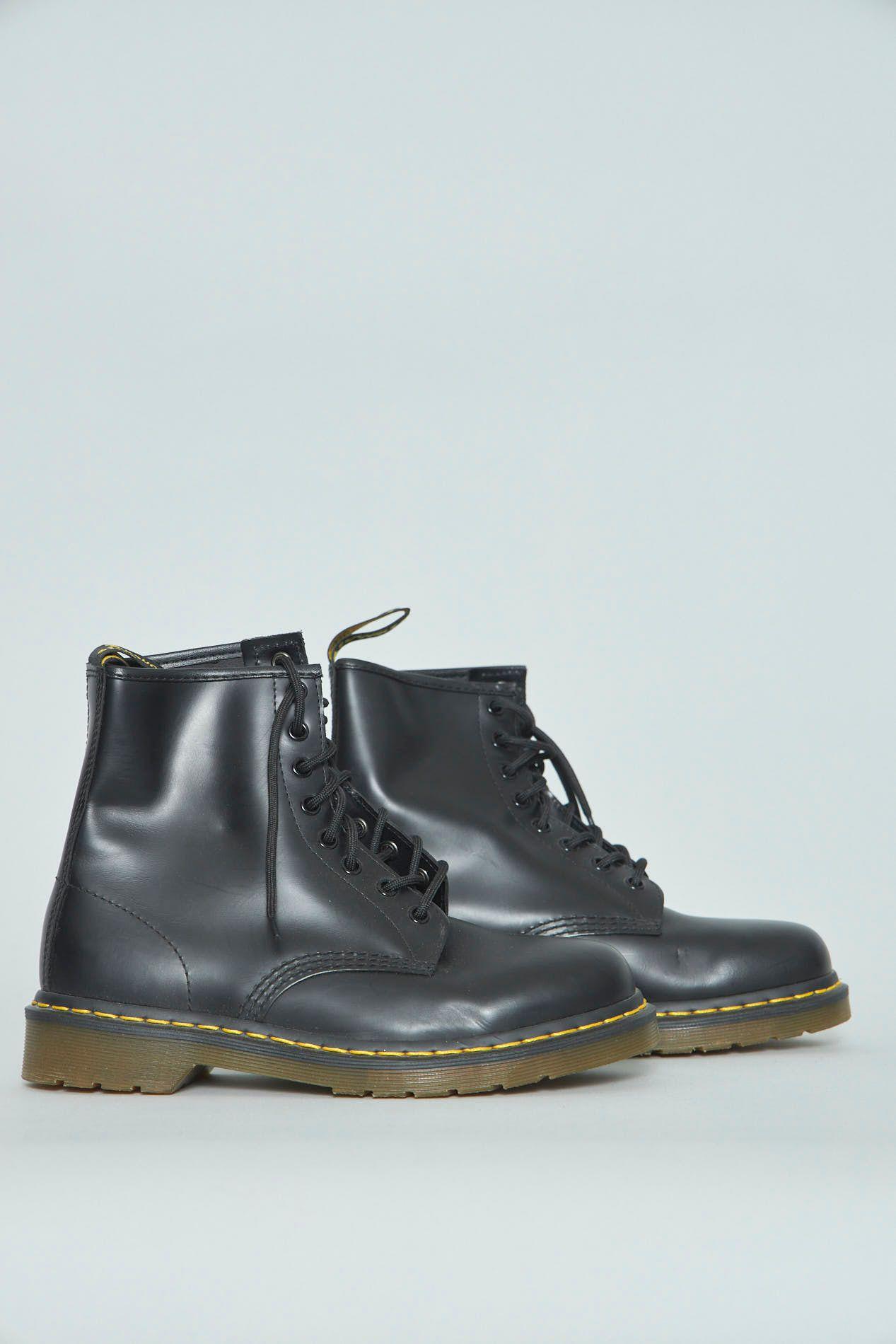 Bototo casual  negro dr martens talla 39 820-3
