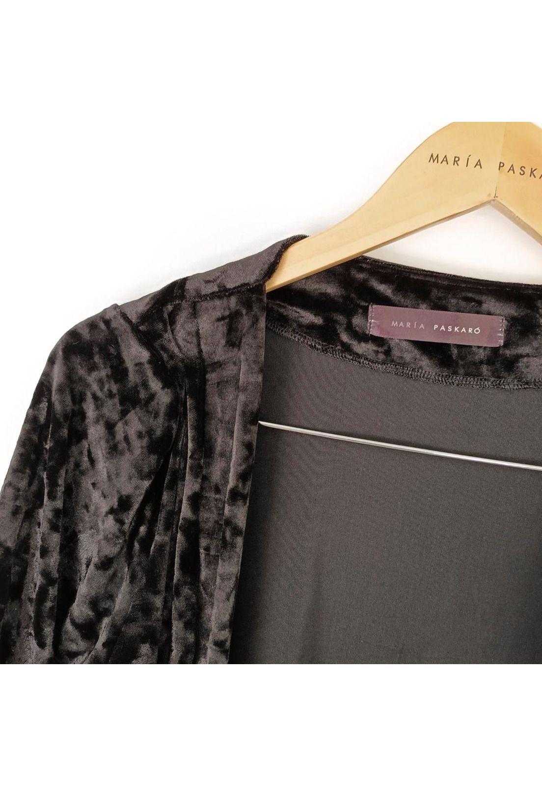 Tapado Kimono Corto Turin Negro Terciopelo Jaspeado Maria Paskaro-5
