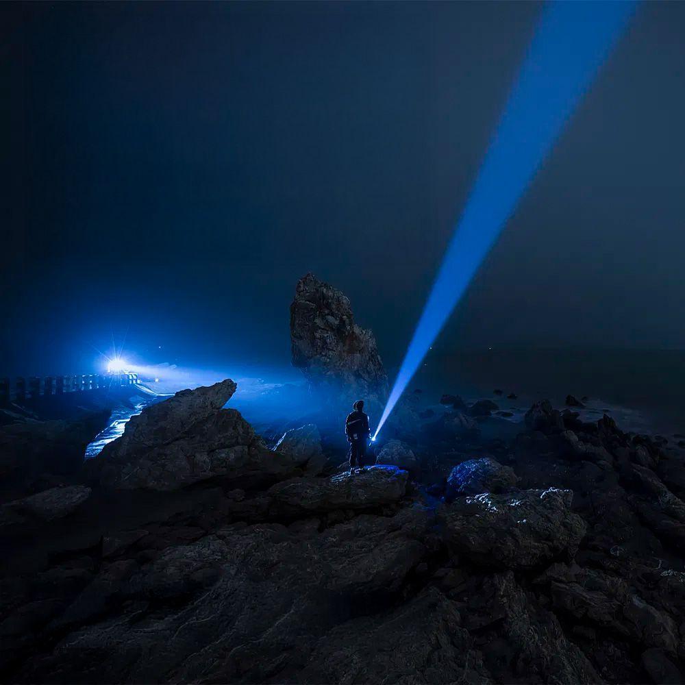 LINTERNA LASER BLANCA CON ZOOM TELESCOPICO Y LUZ BRILLANTE-4