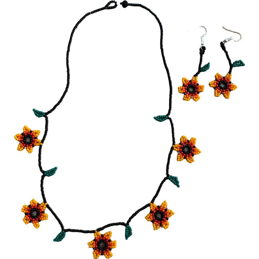 Fino collar mexicano de mostacillas -0