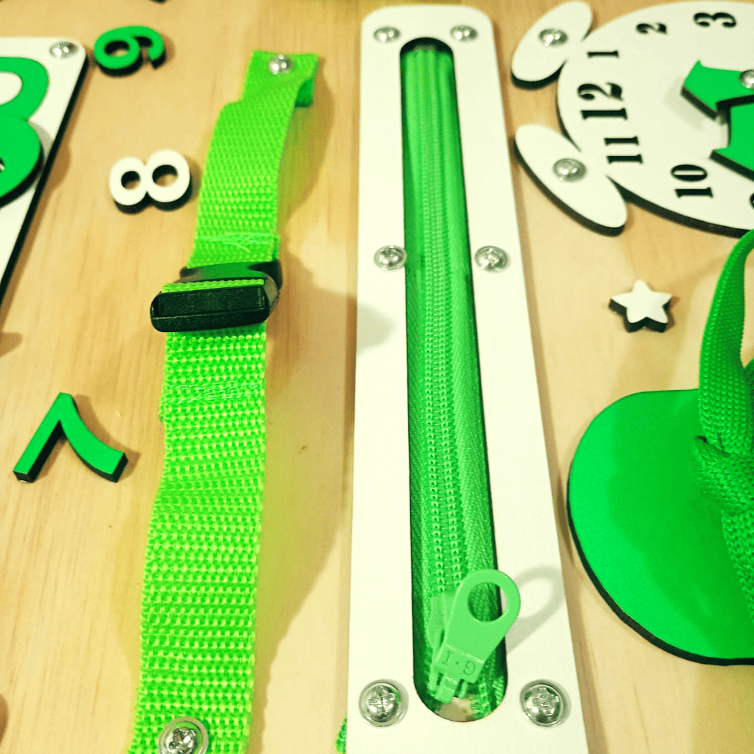 PANEL SENSORIAL 45X35 cms Descubre y Aprende 10 Actividades en Madera-5