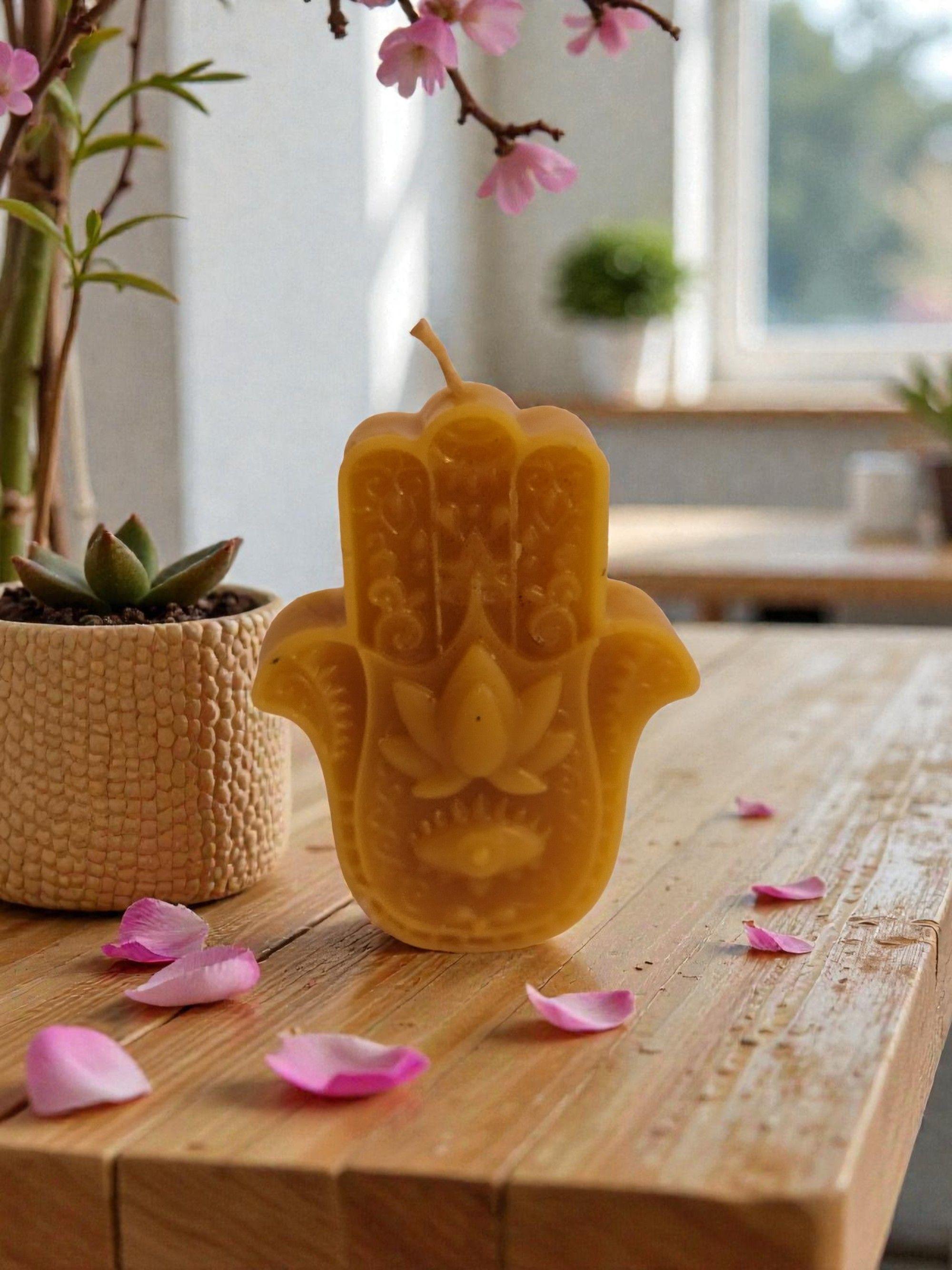 Vela de Miel - Mano de Fatima 8cm-2