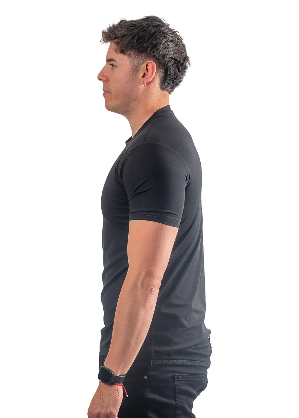 Polera Básica Marca Parrot | L - Negro-1