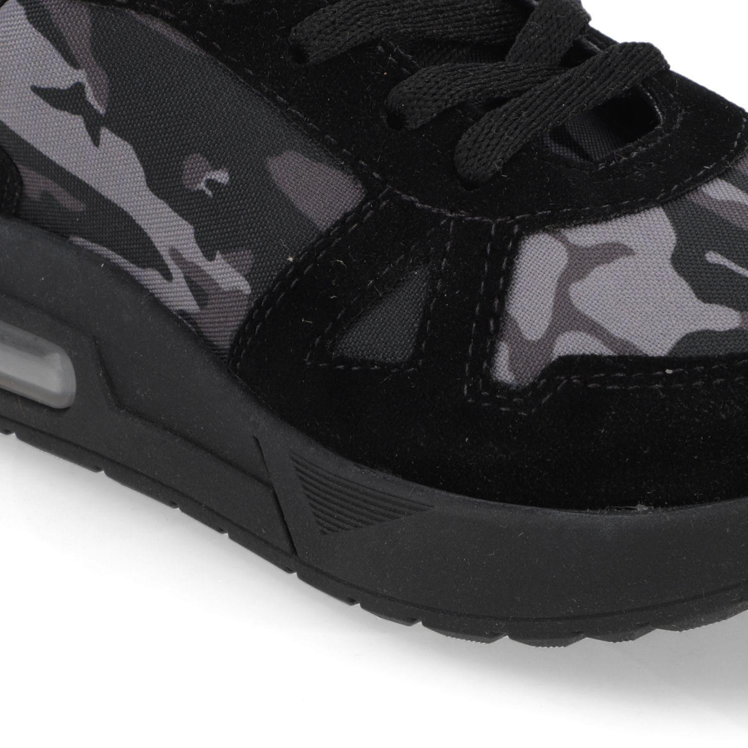 Zapatilla Deportiva Niño Negra con Diseño Camuflaje-5