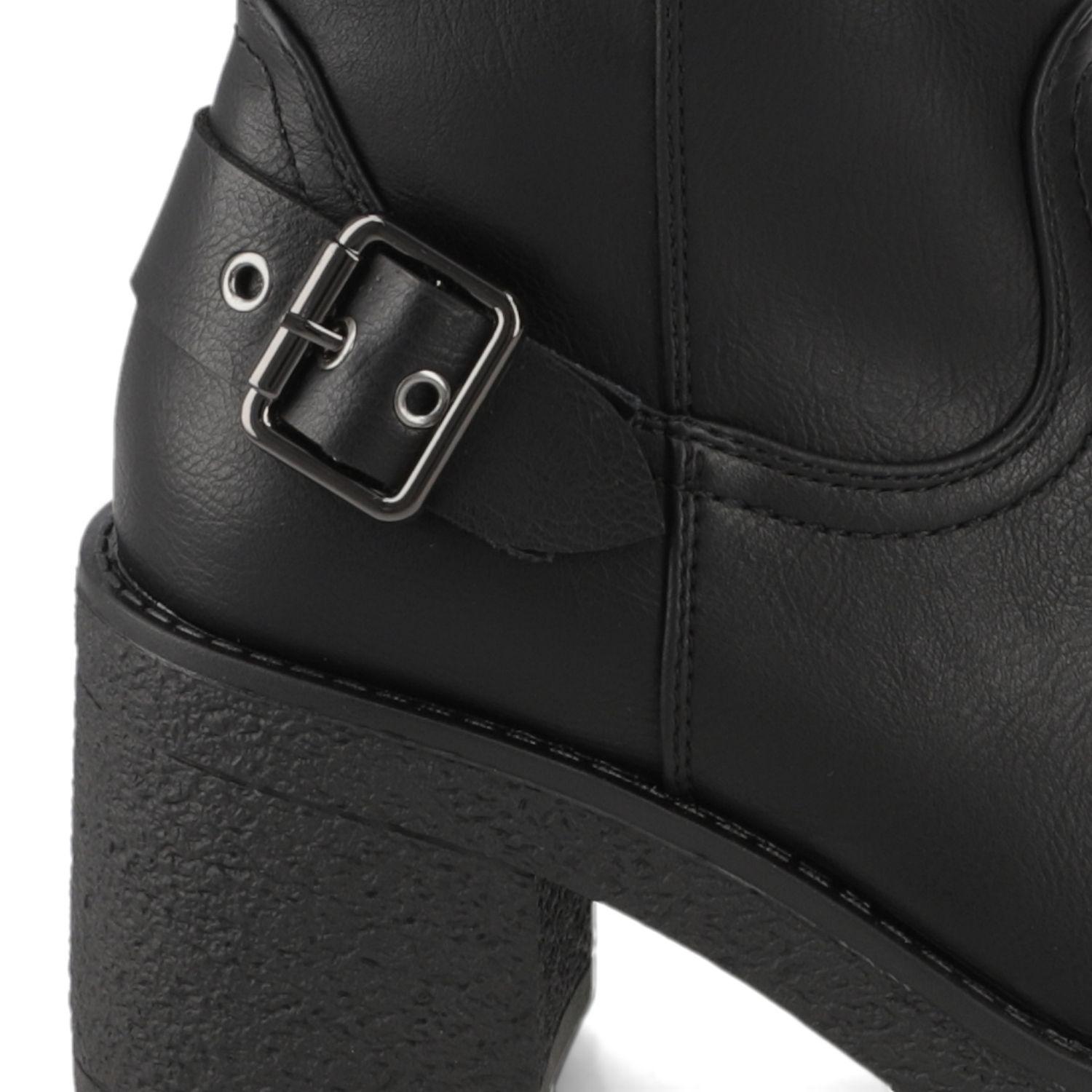 Bota Taco Ancho Negro Agua de Coco-5